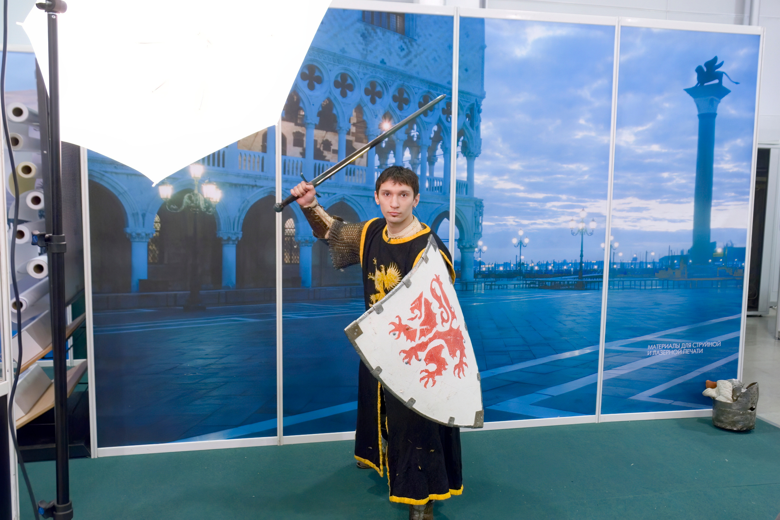 6 международная выставка Фотофорум 2006 — День 1: Часть 1. Фотограф — видеограф в Москве Дмитрий Менделеев