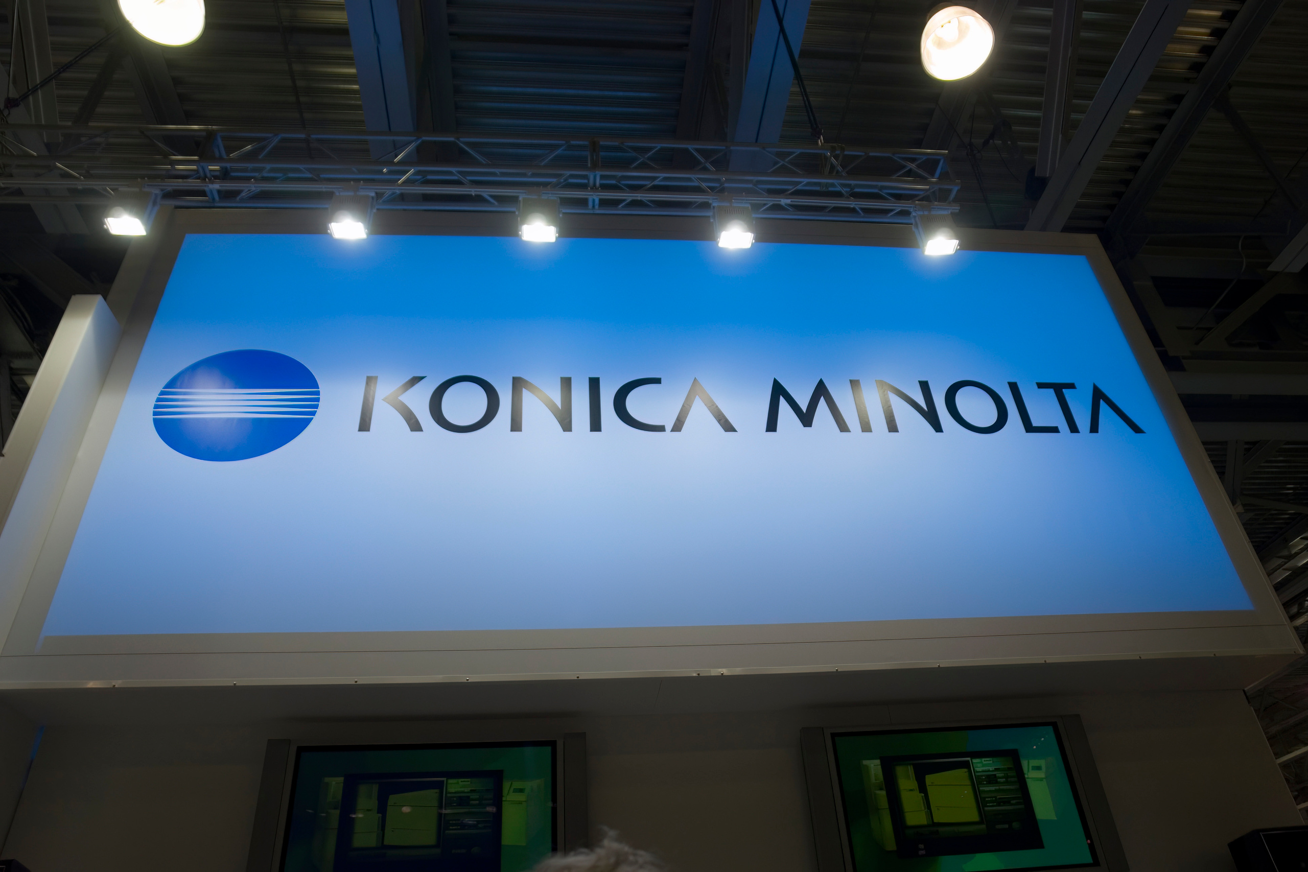 6 международная выставка Фотофорум 2006 — День 1: Часть 1. Фотограф — видеограф в Москве Дмитрий Менделеев