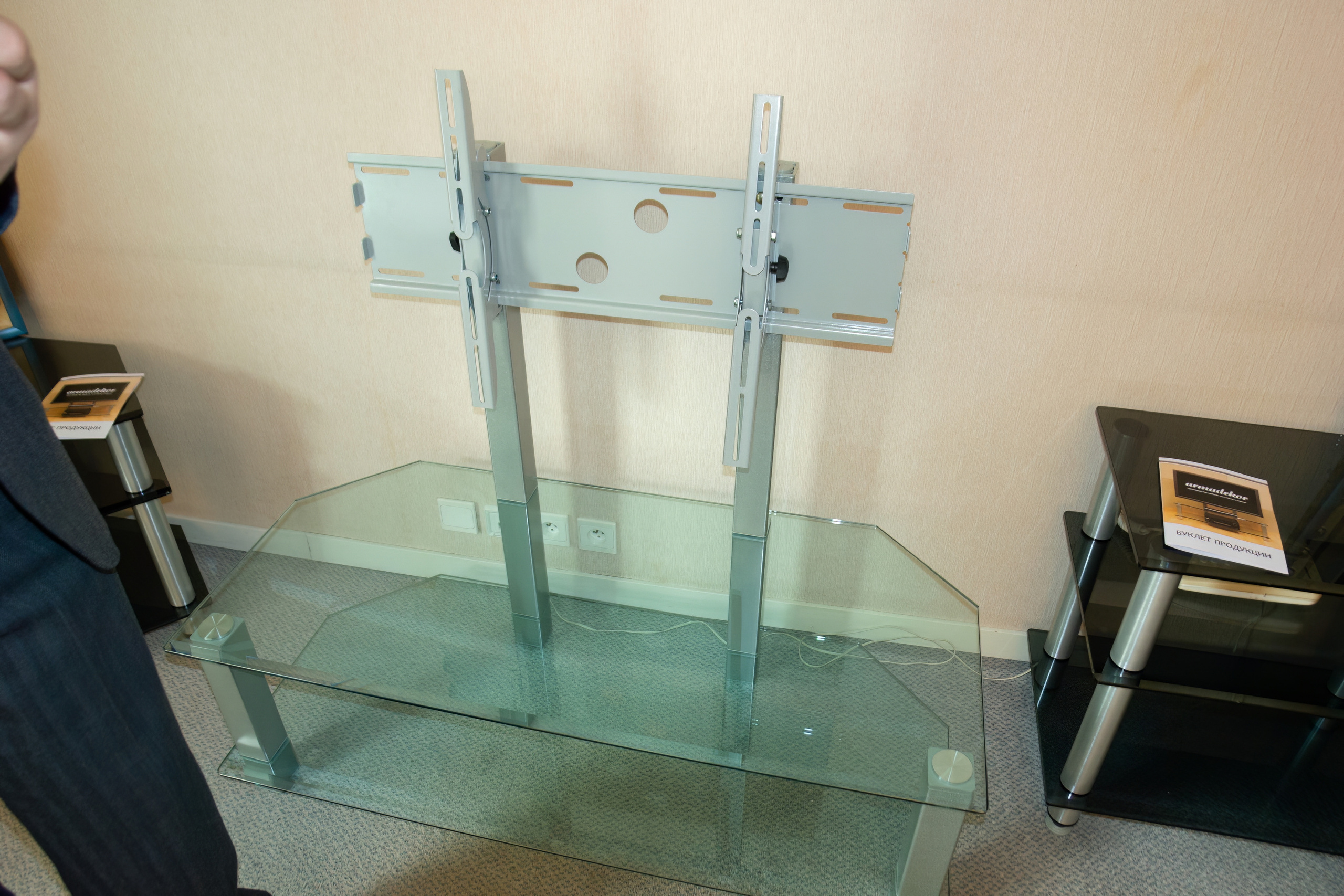 Уникальная выставка Hi-Fi HDI Show в 2006 в Ирис Конгресс Отеле. Фотограф — видеограф в Москве Дмитрий Менделеев