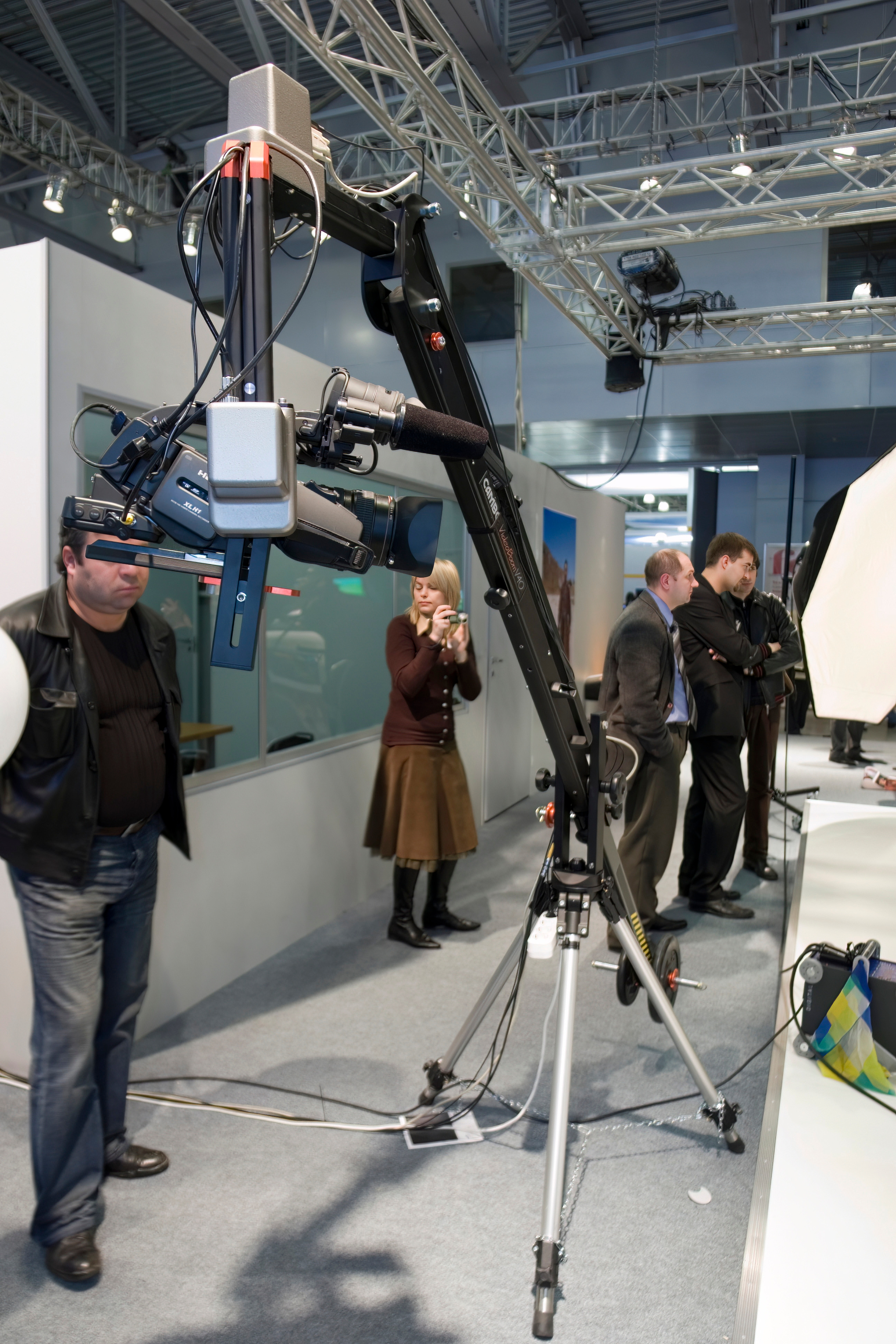 6 международная выставка Фотофорум 2006 — День 1: Часть 1. Фотограф — видеограф в Москве Дмитрий Менделеев