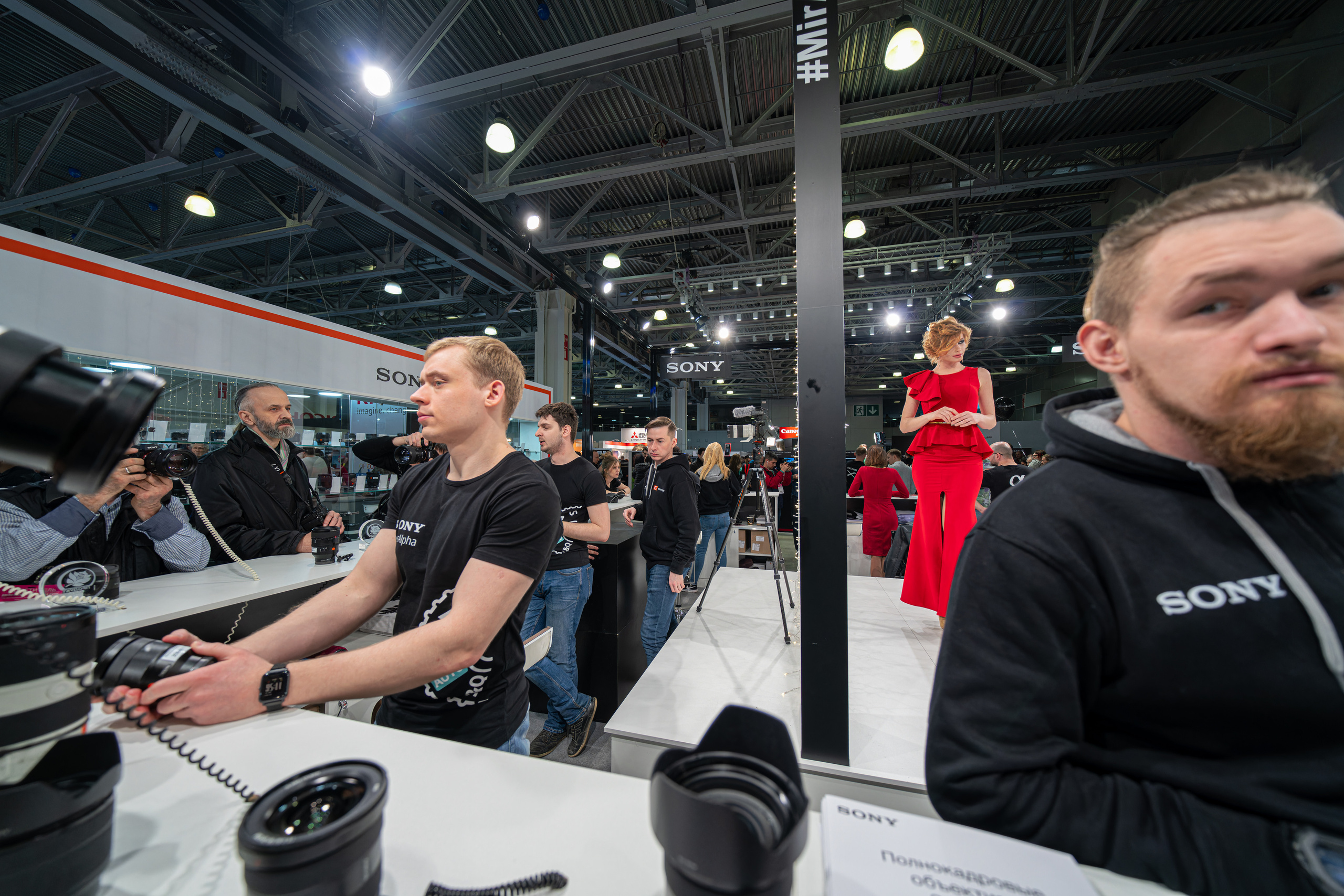 С фотофорума 2019. Фотограф — видеограф в Москве Дмитрий Менделеев