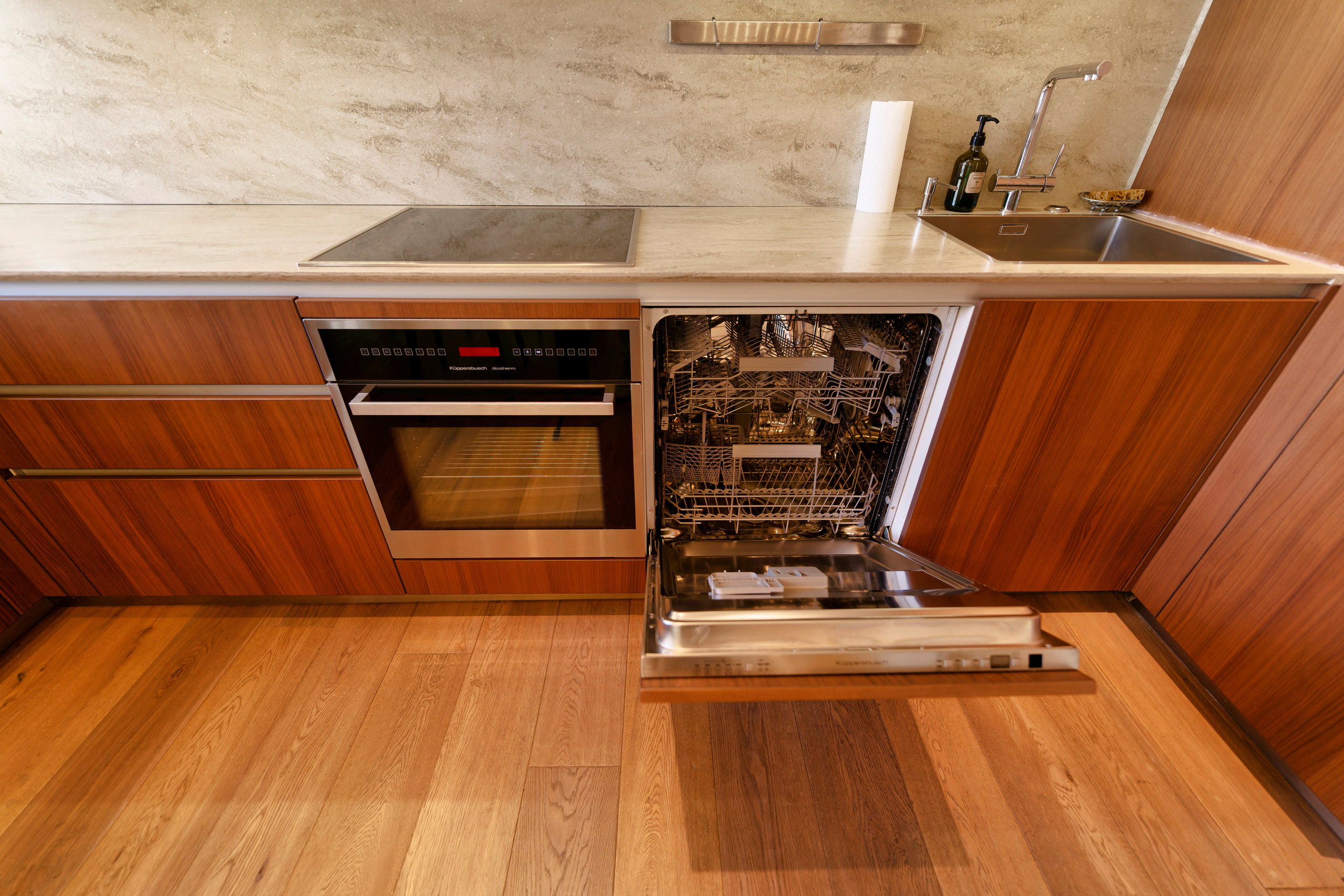 Квартира Пожарский Переулок, Д. 8. Фотограф — видеограф в Москве Дмитрий Менделеев