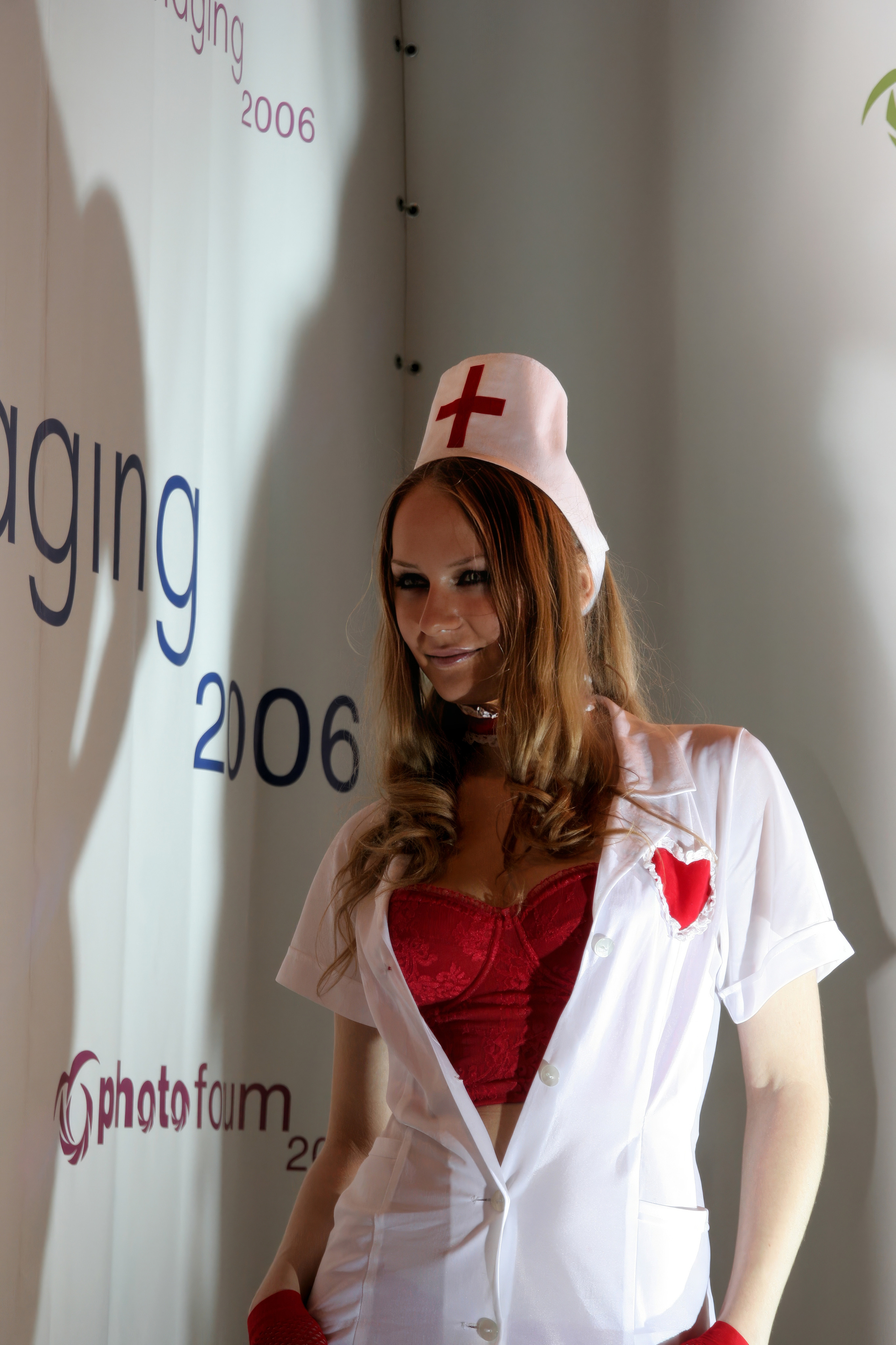 6 международная выставка в Крокус Экспо Фотофорум 2006 — День 1: Часть. Фотограф — видеограф в Москве Дмитрий Менделеев