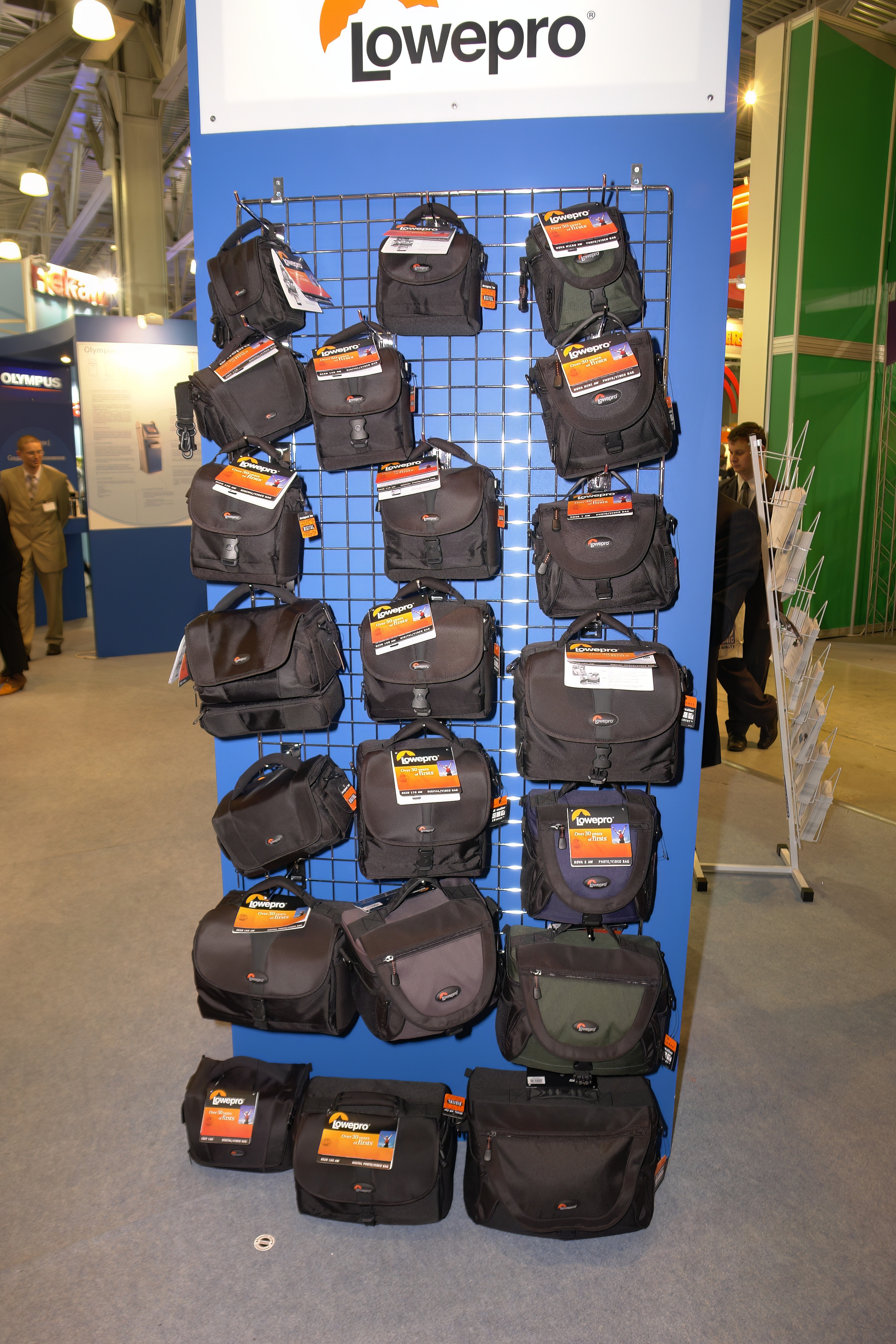 6 международная выставка Фотофорум 2006 — День 1: Часть 1. Фотограф — видеограф в Москве Дмитрий Менделеев