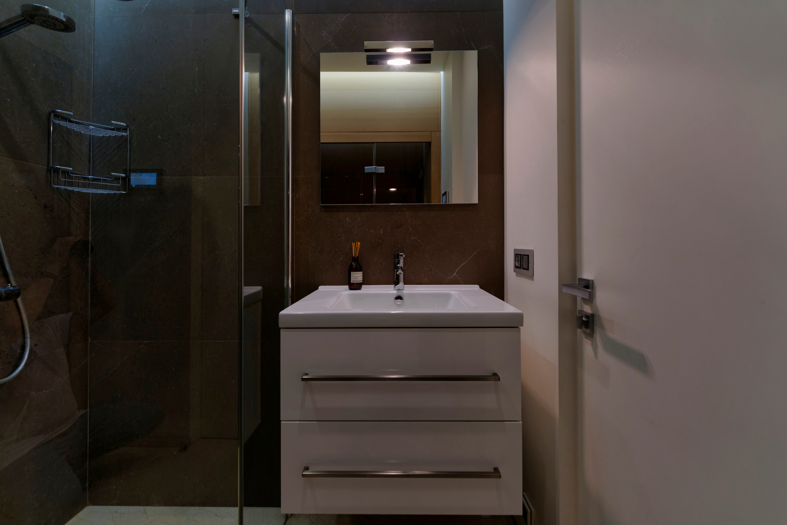 Квартира Пожарский Переулок, Д. 8. Фотограф — видеограф в Москве Дмитрий Менделеев