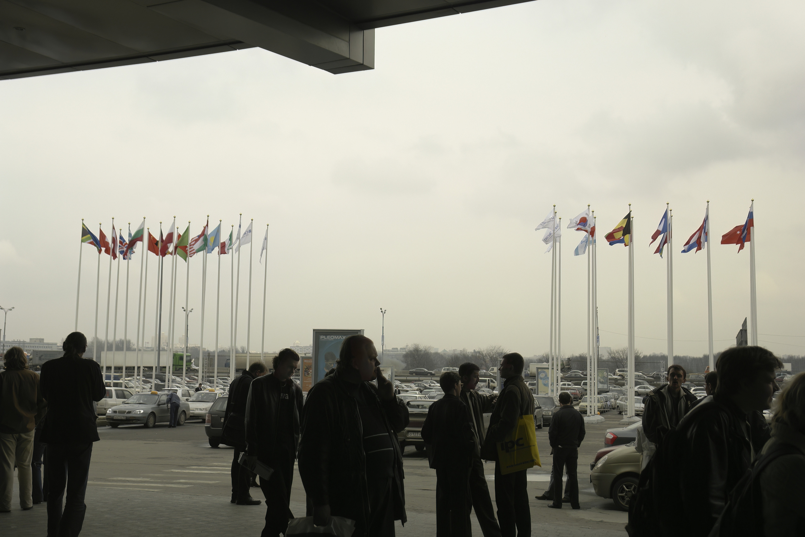 6 международная выставка Фотофорум 2006 — День 2: Часть 3. Фотограф — видеограф в Москве Дмитрий Менделеев