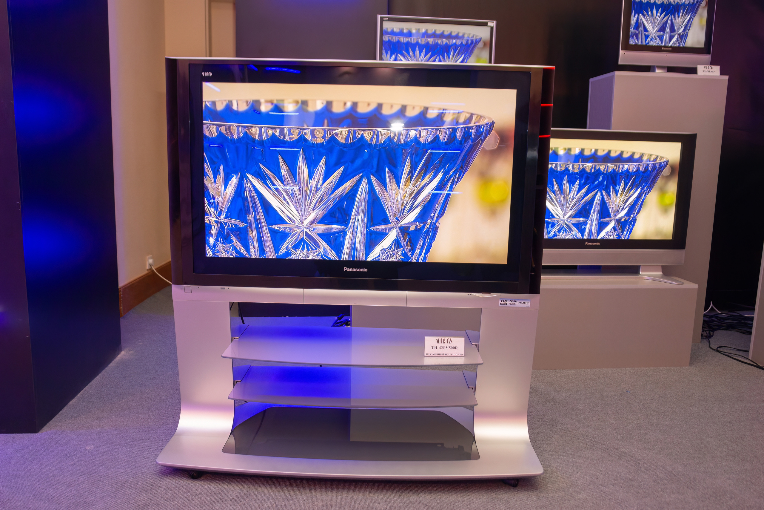 Уникальная выставка Hi-Fi HDI Show в 2006 в Ирис Конгресс Отеле. Фотограф — видеограф в Москве Дмитрий Менделеев