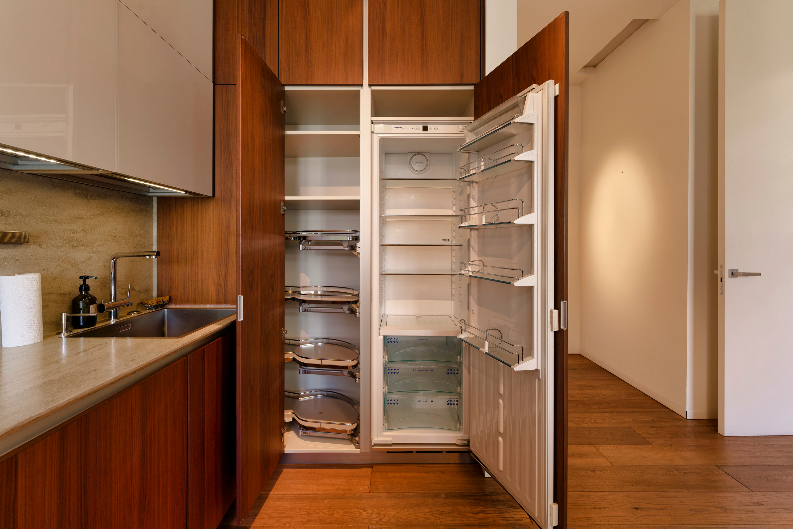 Квартира Пожарский Переулок, Д. 8. Фотограф — видеограф в Москве Дмитрий Менделеев