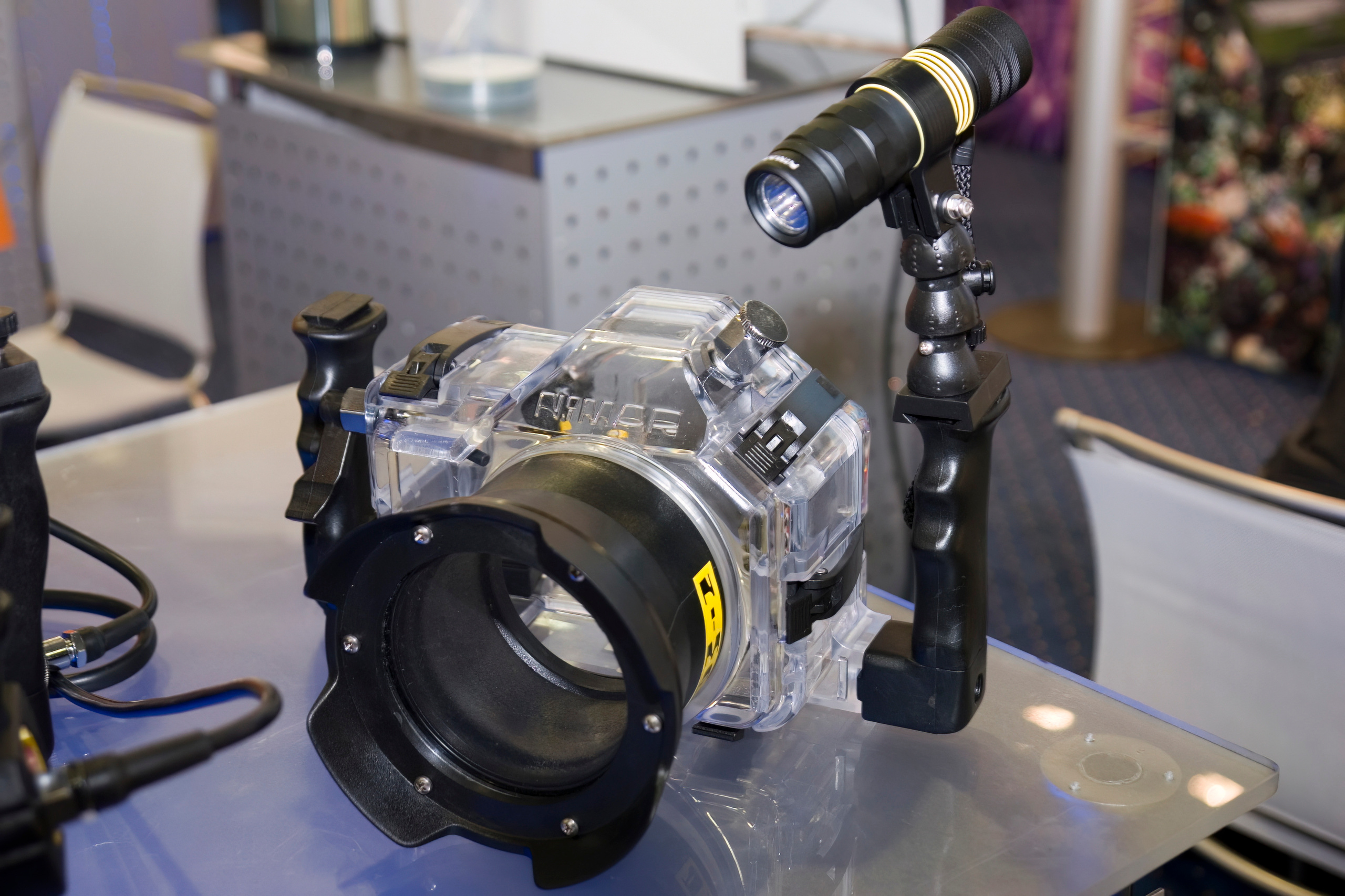 6 международная выставка Фотофорум 2006 — День 1: Часть 1. Фотограф — видеограф в Москве Дмитрий Менделеев