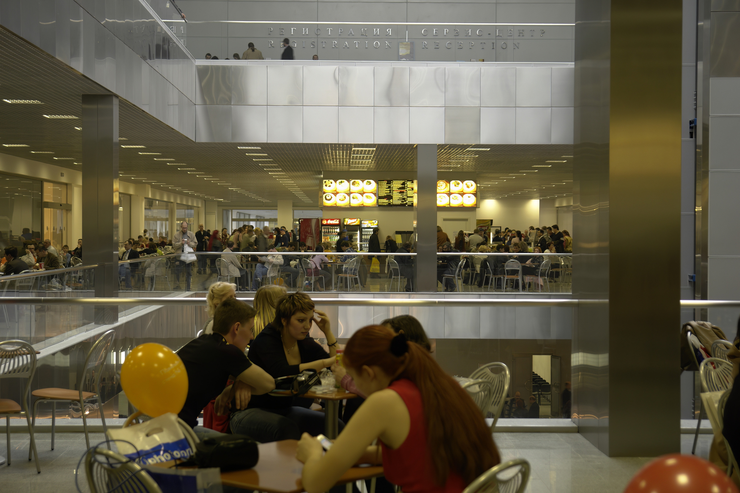 6 международная выставка Фотофорум 2006 — День 2: Часть 3. Фотограф — видеограф в Москве Дмитрий Менделеев