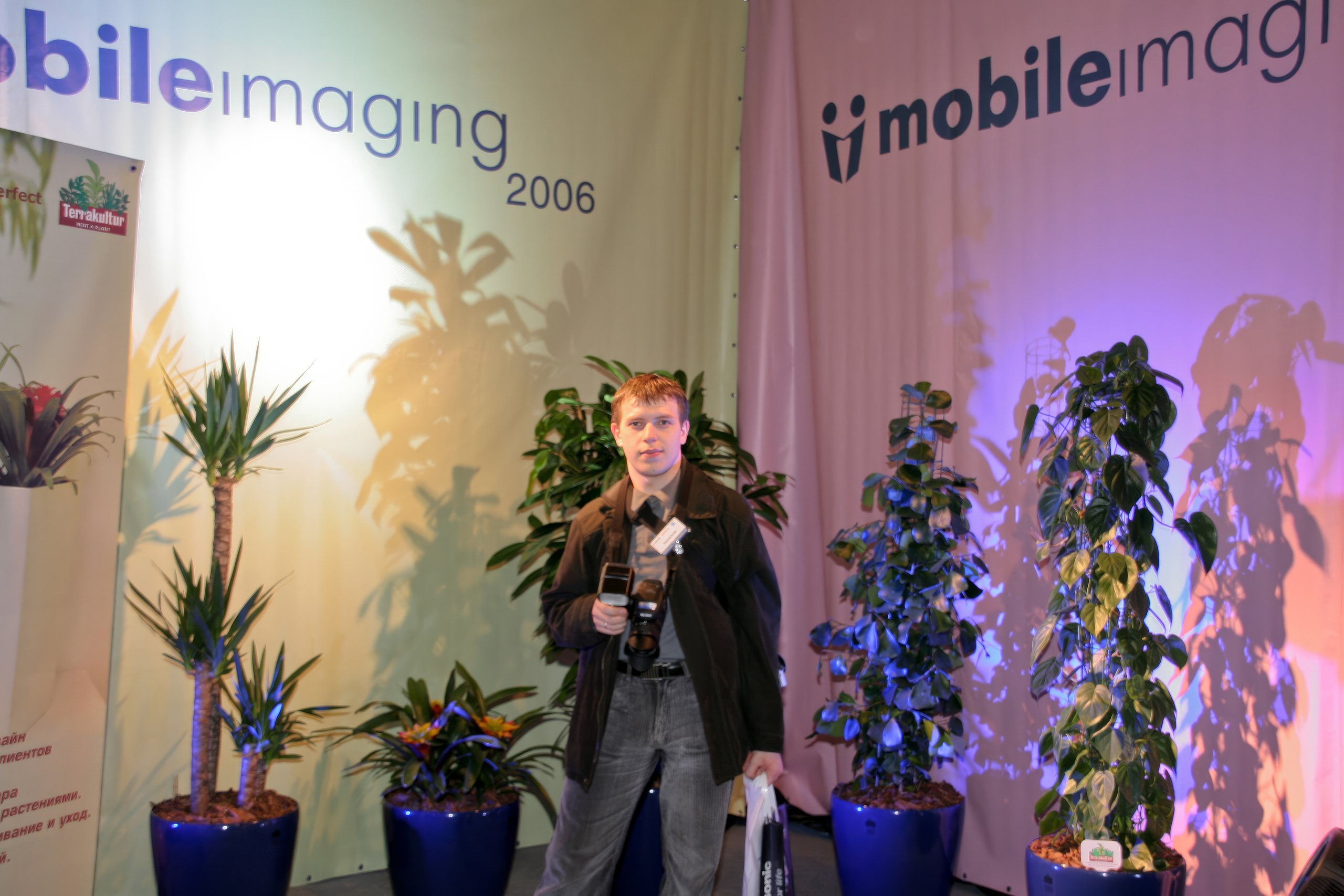 6 международная выставка в Крокус Экспо Фотофорум 2006 — День 1: Часть. Фотограф — видеограф в Москве Дмитрий Менделеев