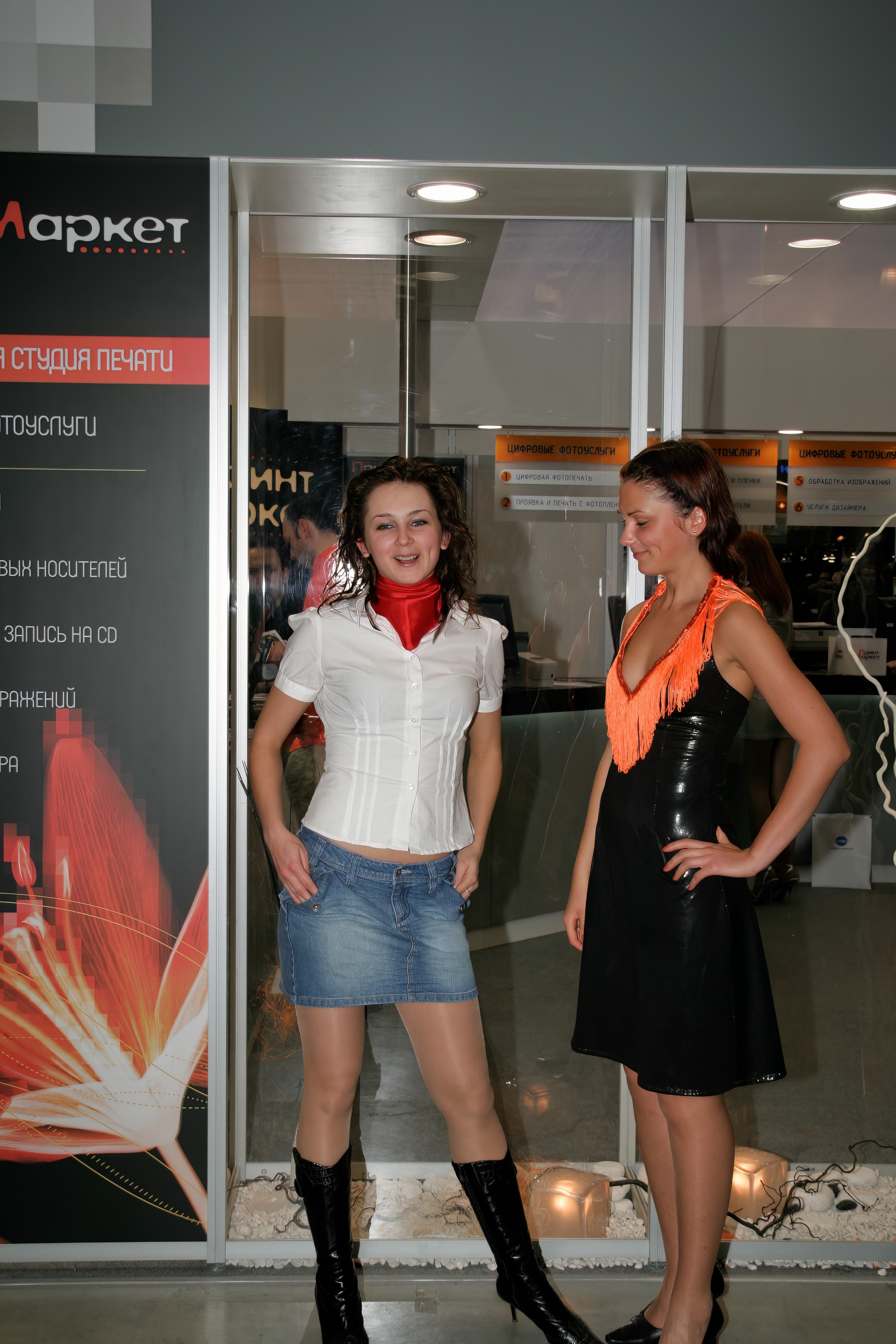 6 международная выставка Фотофорум 2006 — День 2: Часть 4. Фотограф — видеограф в Москве Дмитрий Менделеев