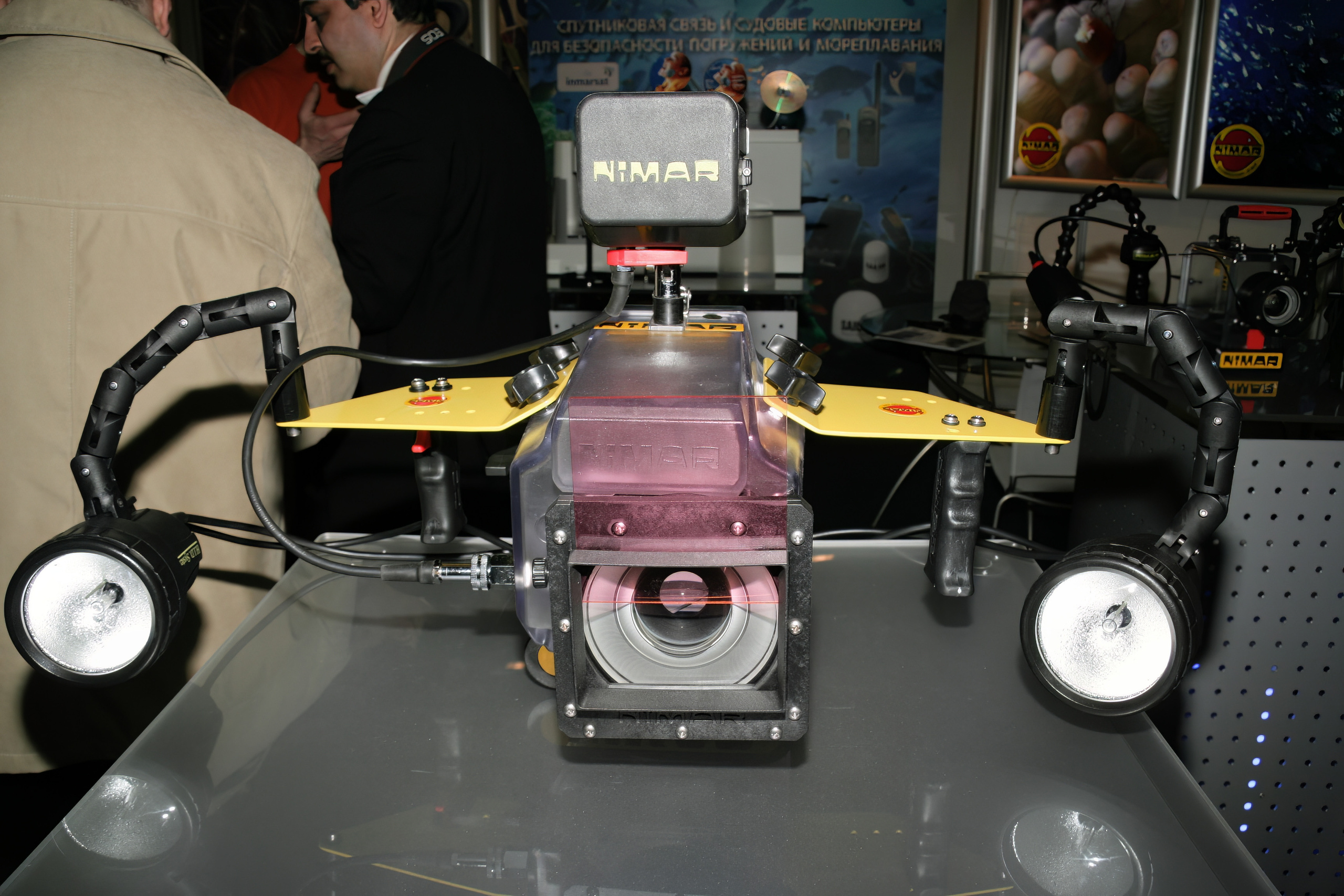 6 международная выставка Фотофорум 2006 — День 2: Часть 4. Фотограф — видеограф в Москве Дмитрий Менделеев