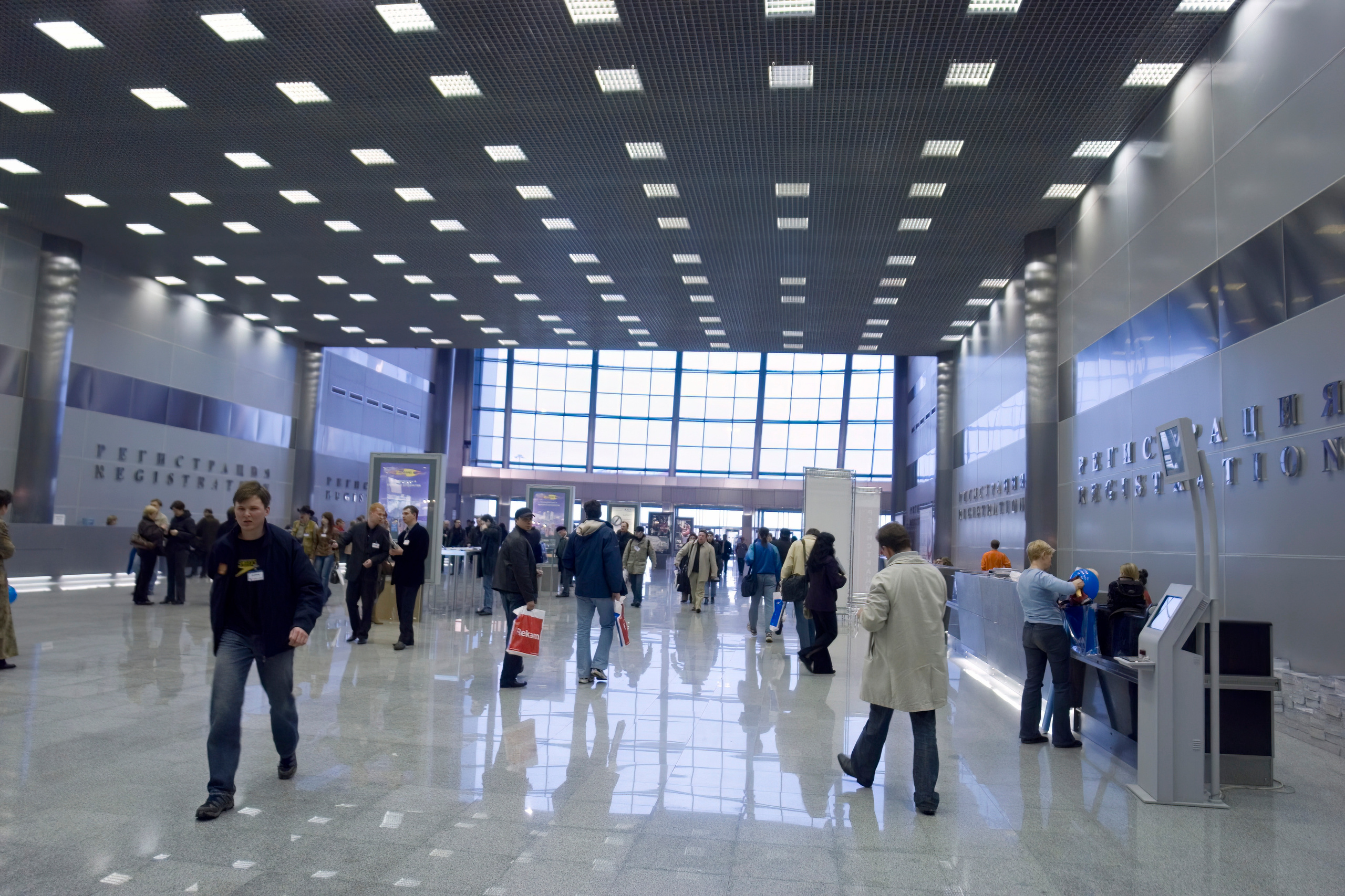 6 международная выставка Фотофорум 2006 — День 1: Часть 1. Фотограф — видеограф в Москве Дмитрий Менделеев