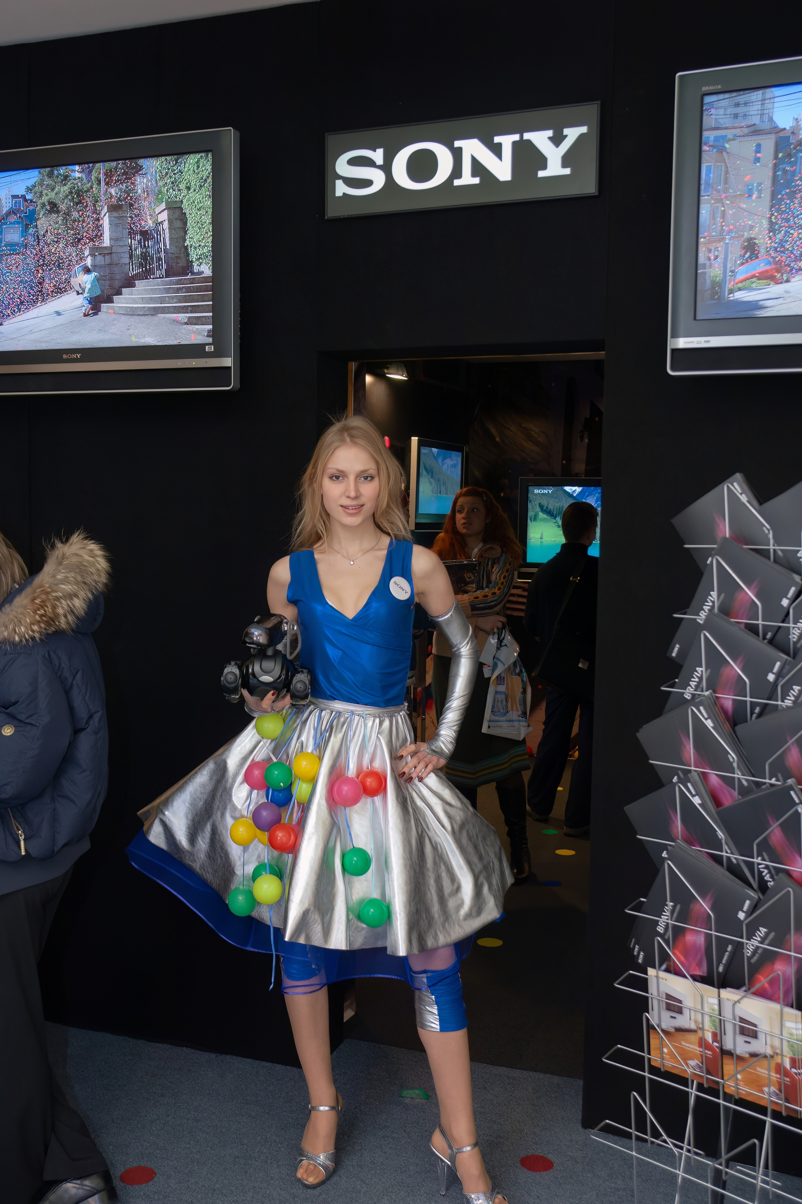 Уникальная выставка Hi-Fi HDI Show в 2006 в Ирис Конгресс Отеле. Фотограф — видеограф в Москве Дмитрий Менделеев