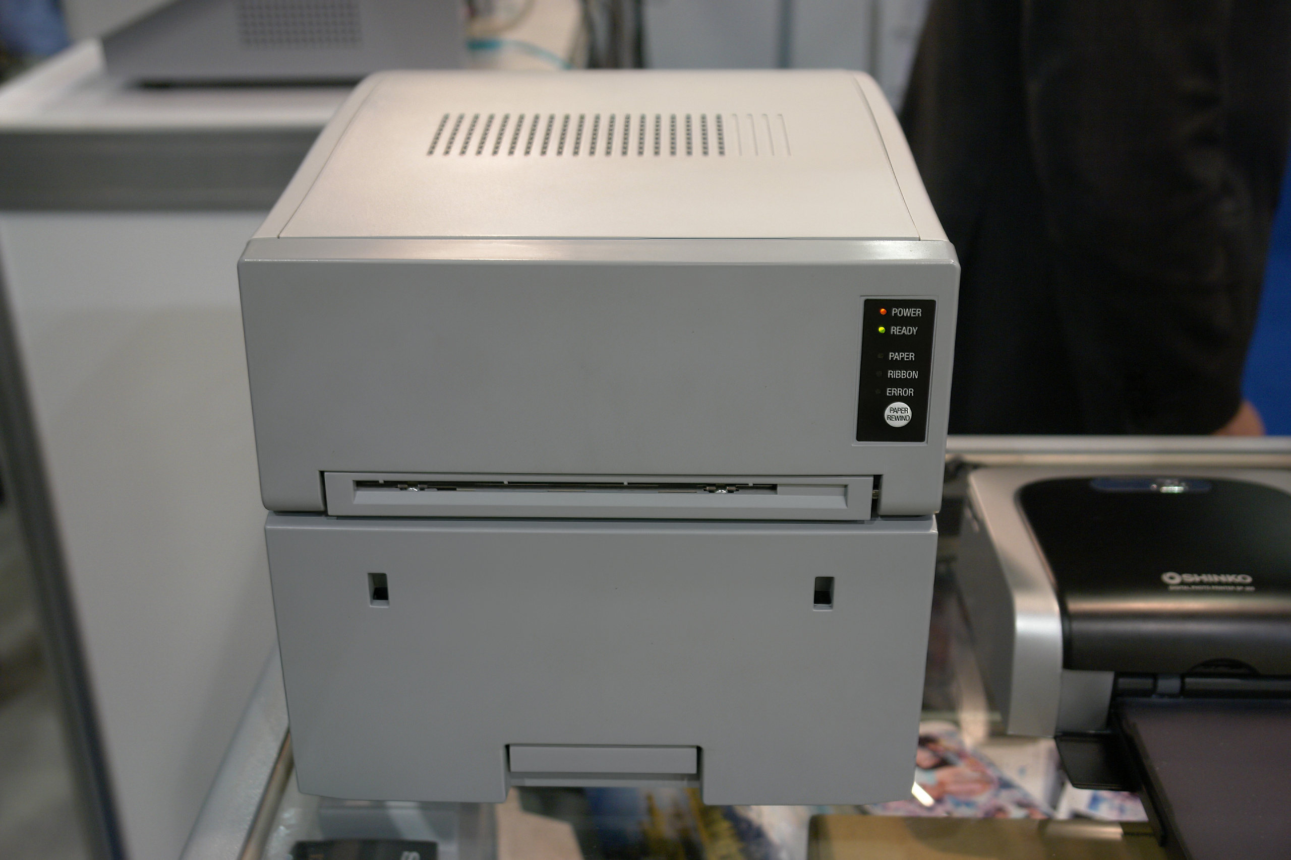 6 международная выставка Фотофорум 2006 — День 2: Часть 3. Фотограф — видеограф в Москве Дмитрий Менделеев