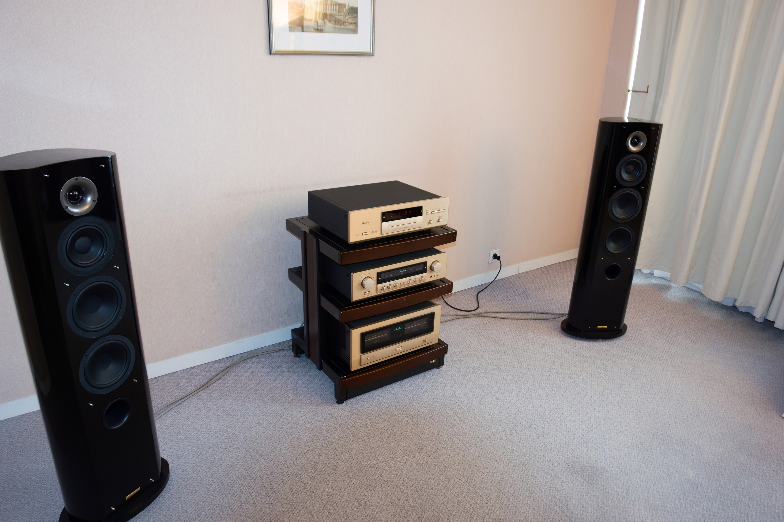 Уникальная выставка Hi-Fi HDI Show в 2006 в Ирис Конгресс Отеле. Фотограф — видеограф в Москве Дмитрий Менделеев