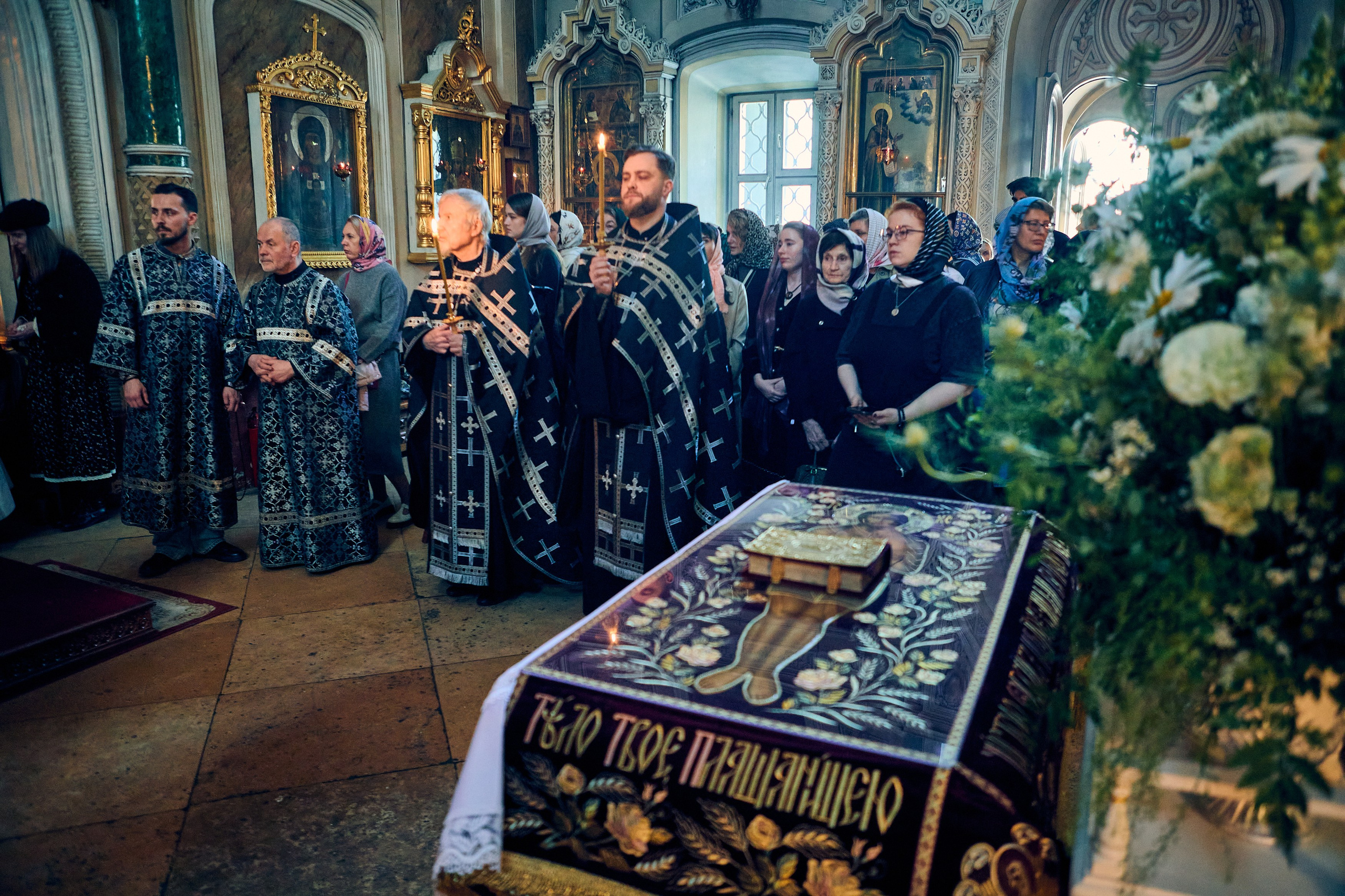 Утреня. Погребение Спасителя. DMITRY MOISEENKO — фотограф, художник, топ-стилист