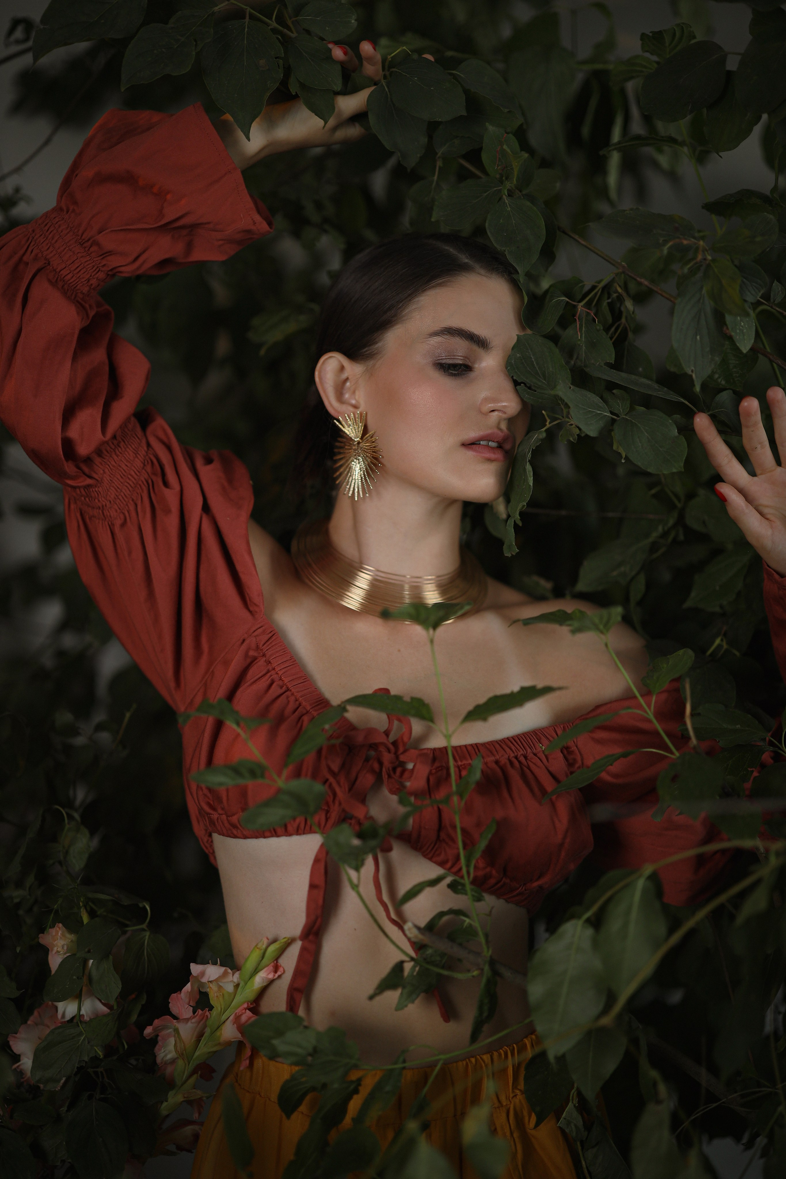 Фотосессия с цветами. Свадебный и семейный фотограф в Абхазии Жанна Соснина