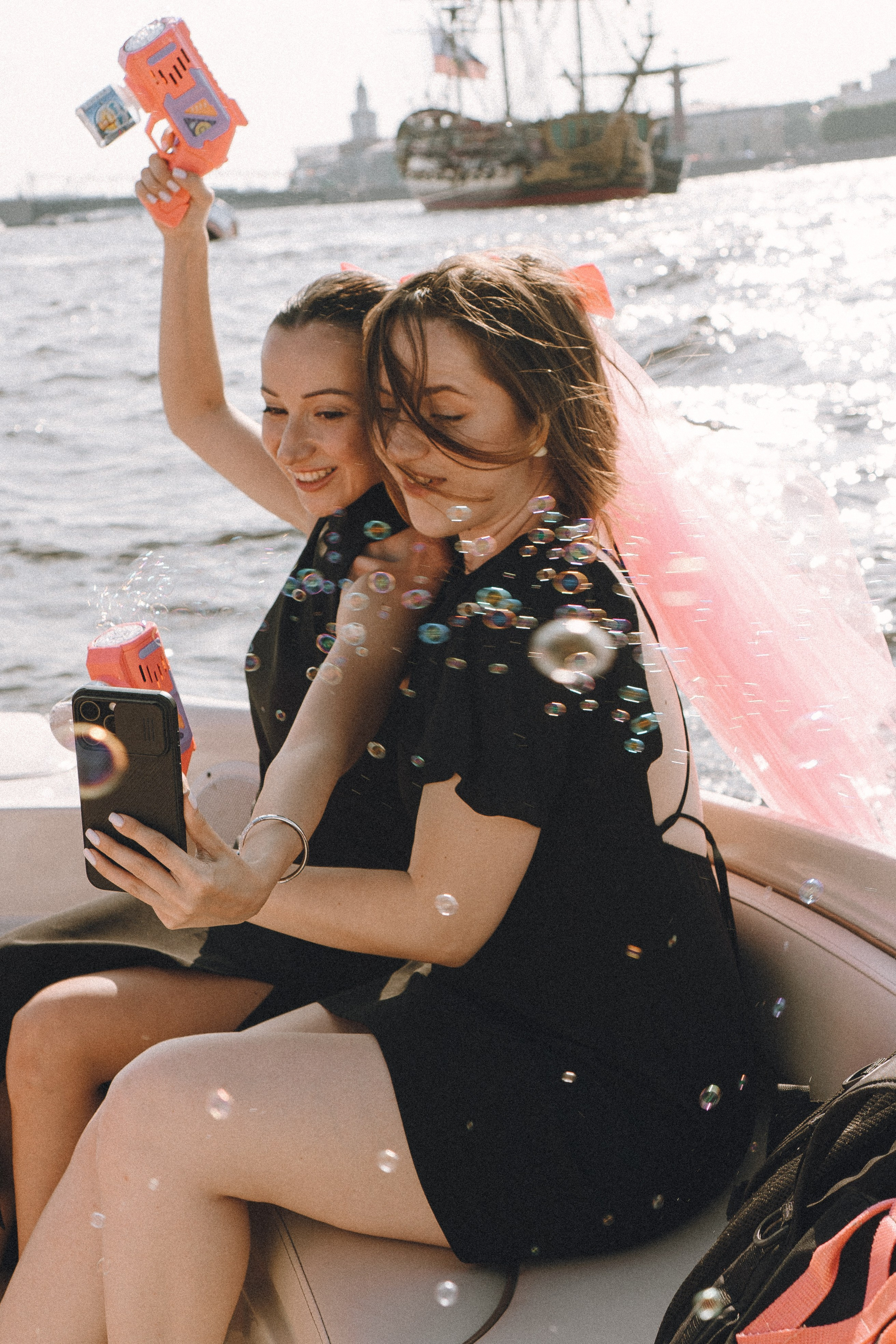 ДЕВИЧНИК НА КАТЕРЕ. Профессиональный фотограф, Санкт-Петербург — Виктория Богомолова