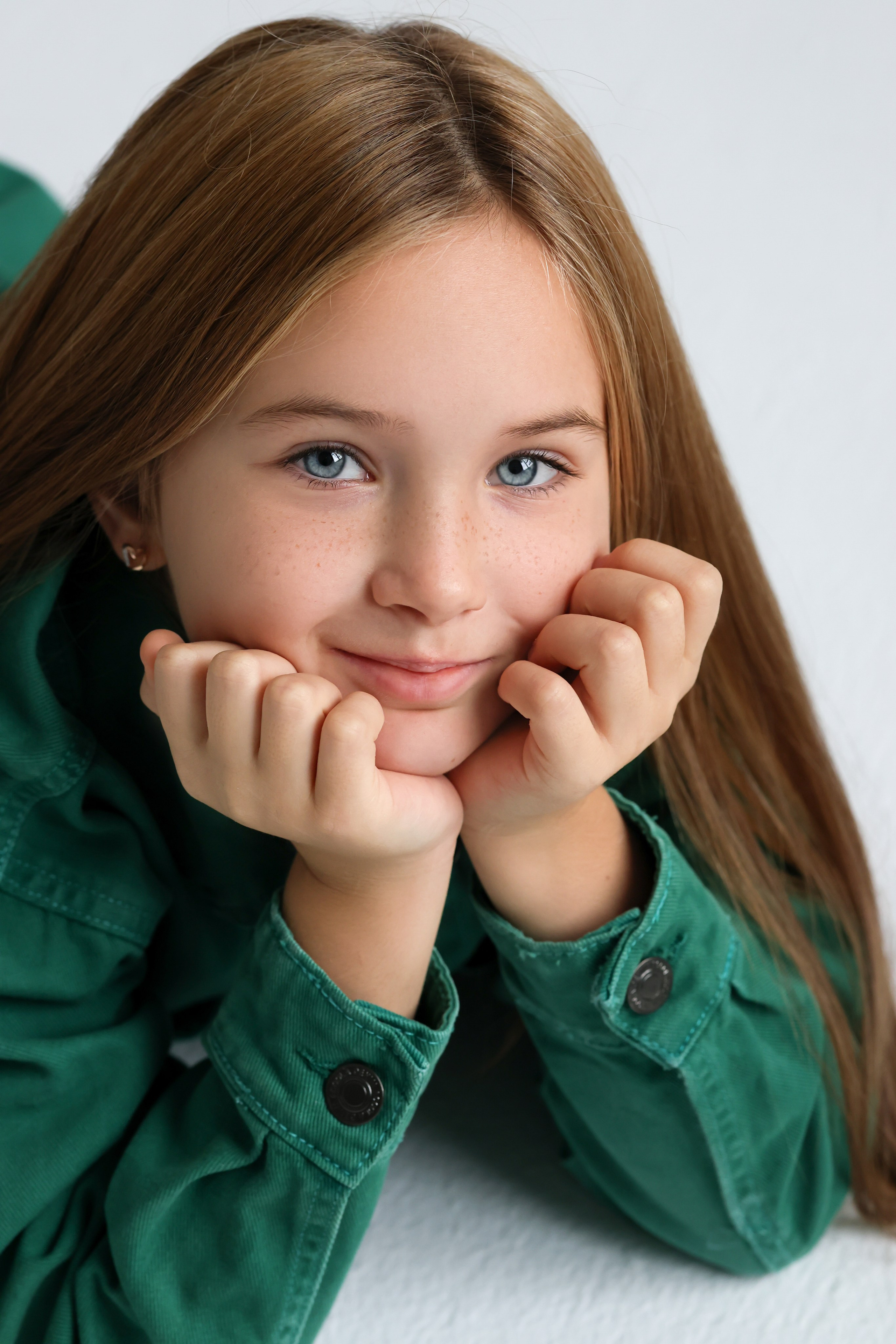 Модельное портфолио. Фотограф Мила Хлусова, Москва. Живые портреты, модельное портфолио и фотопрогулки