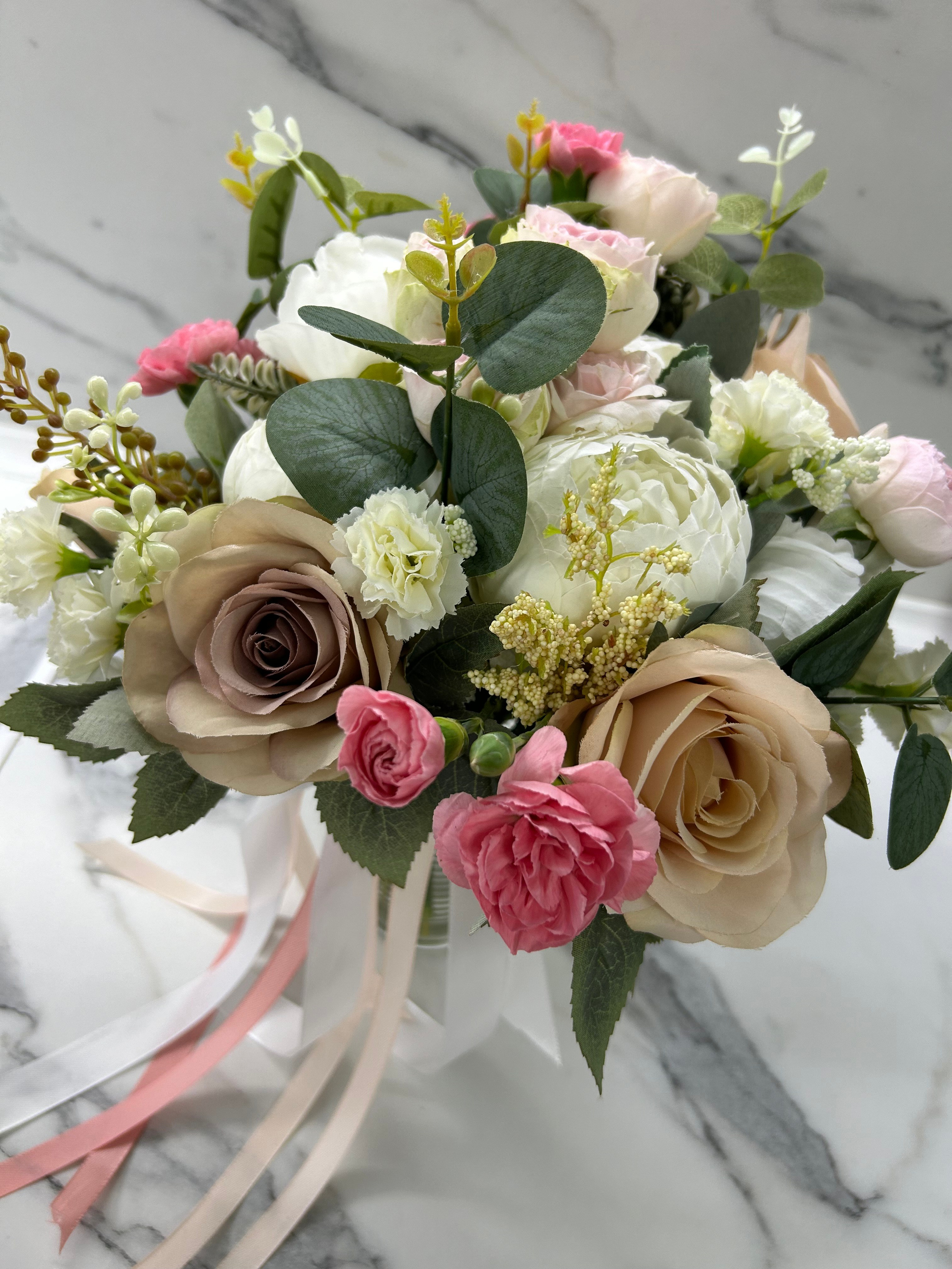 Свадебные букеты и флористика. Главная