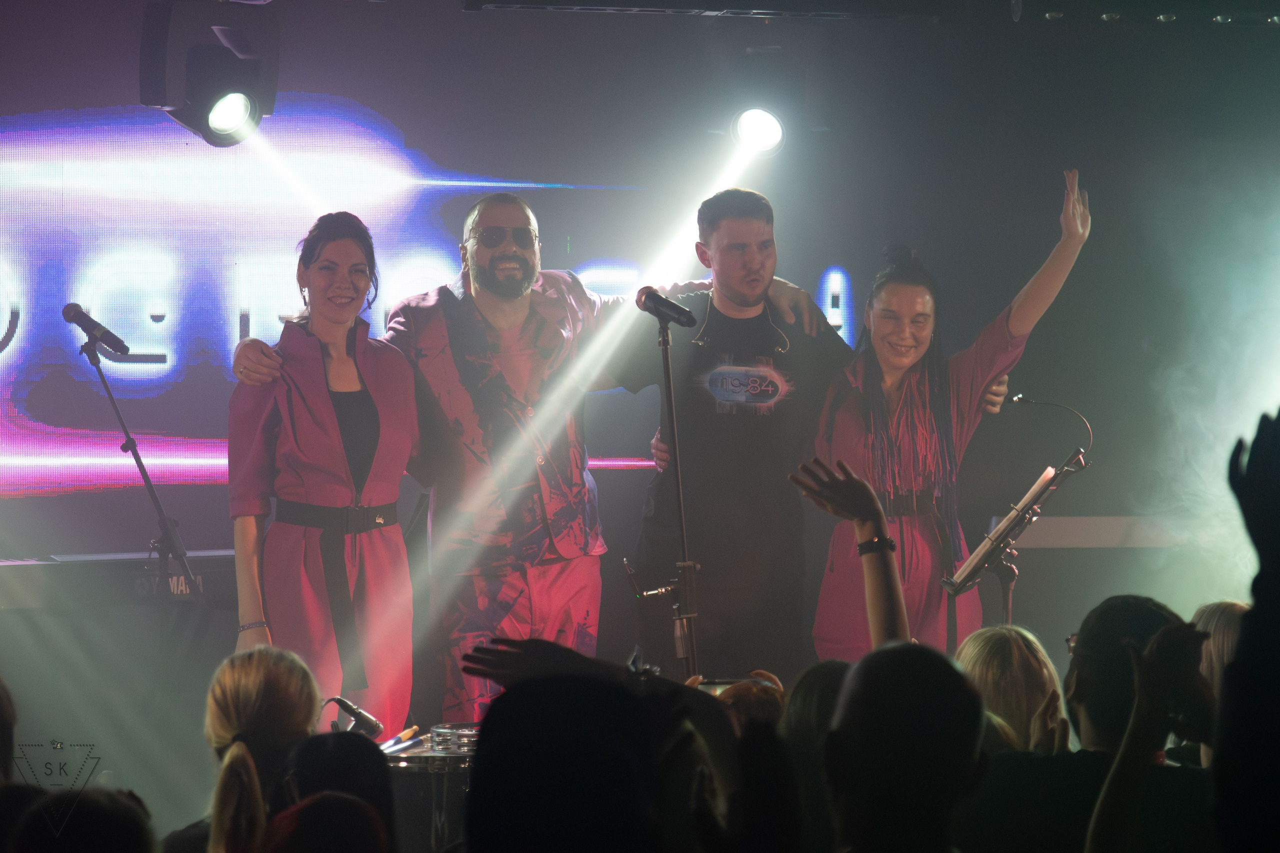 DERO GOI, 04.11.2025, Воронеж, Сто Ручьёв. Репортажный и портретный фотограф из Воронежа — Светлана Кузнецова