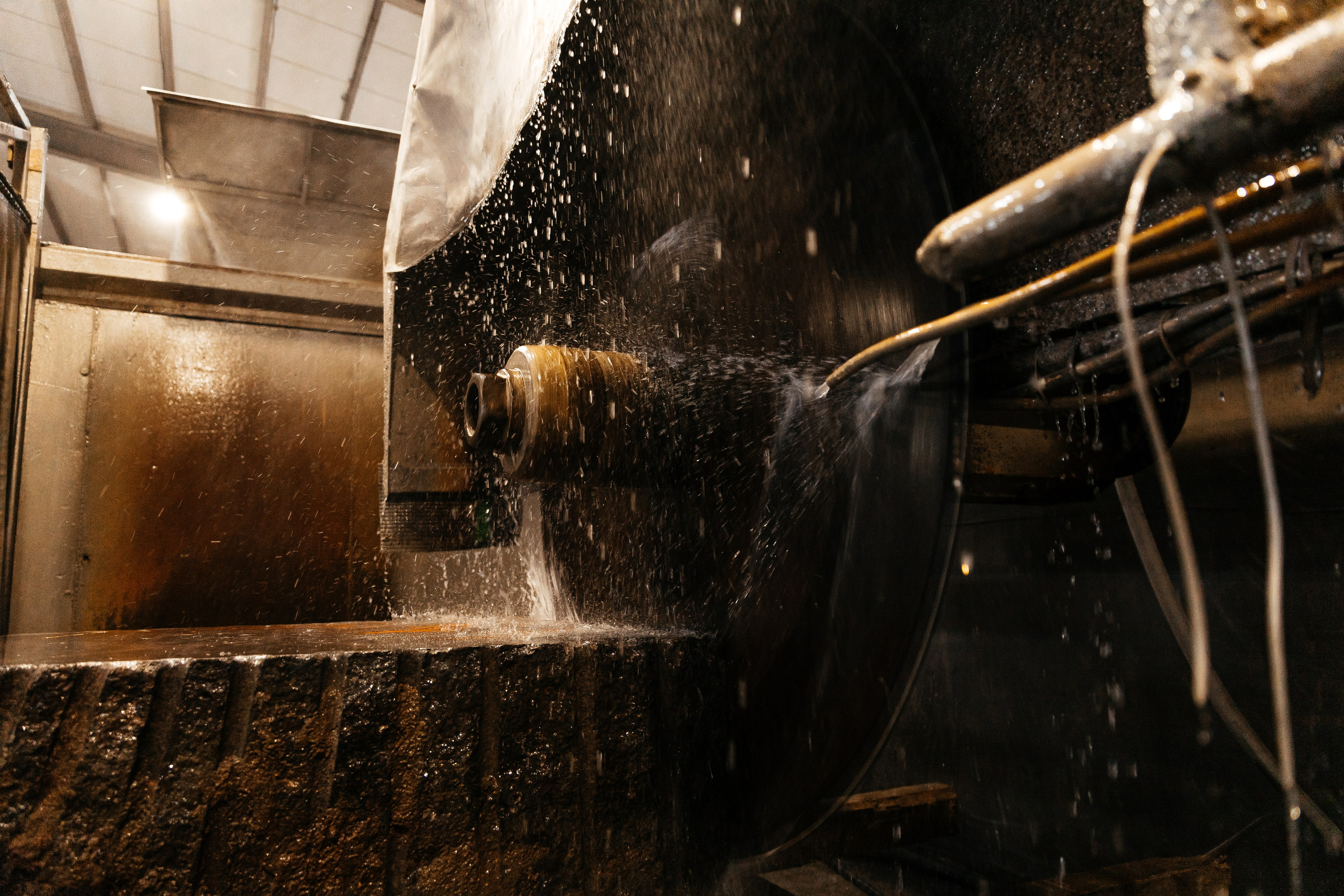 Камнеобрабатывающий завод. Ваш самый лучший фотограф!