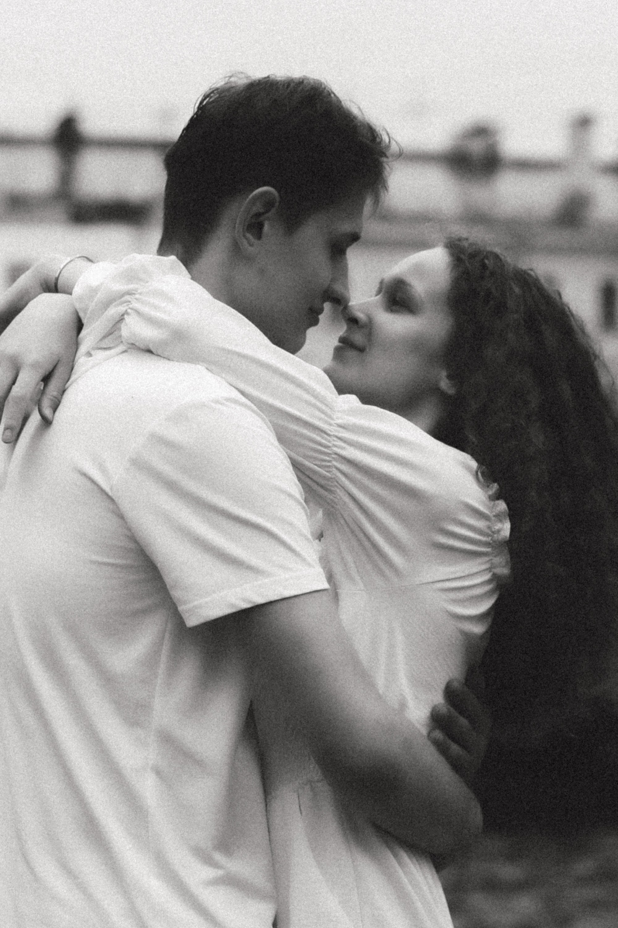 Парная и семейная съёмка: теплота и гармония в каждом кадре. Профессиональный фотограф звезд, концертов и спортивных событий