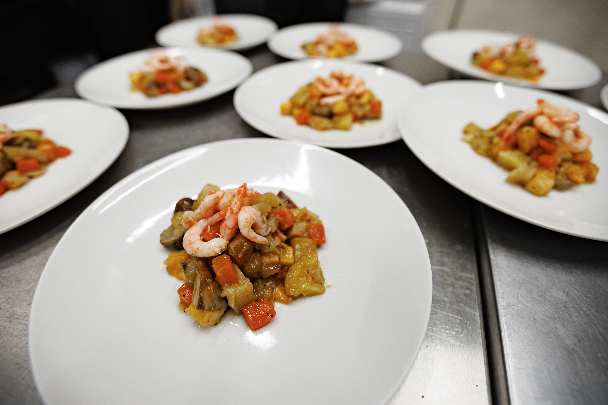 Гастроужин Поселенцы в гостях у Самозванцев