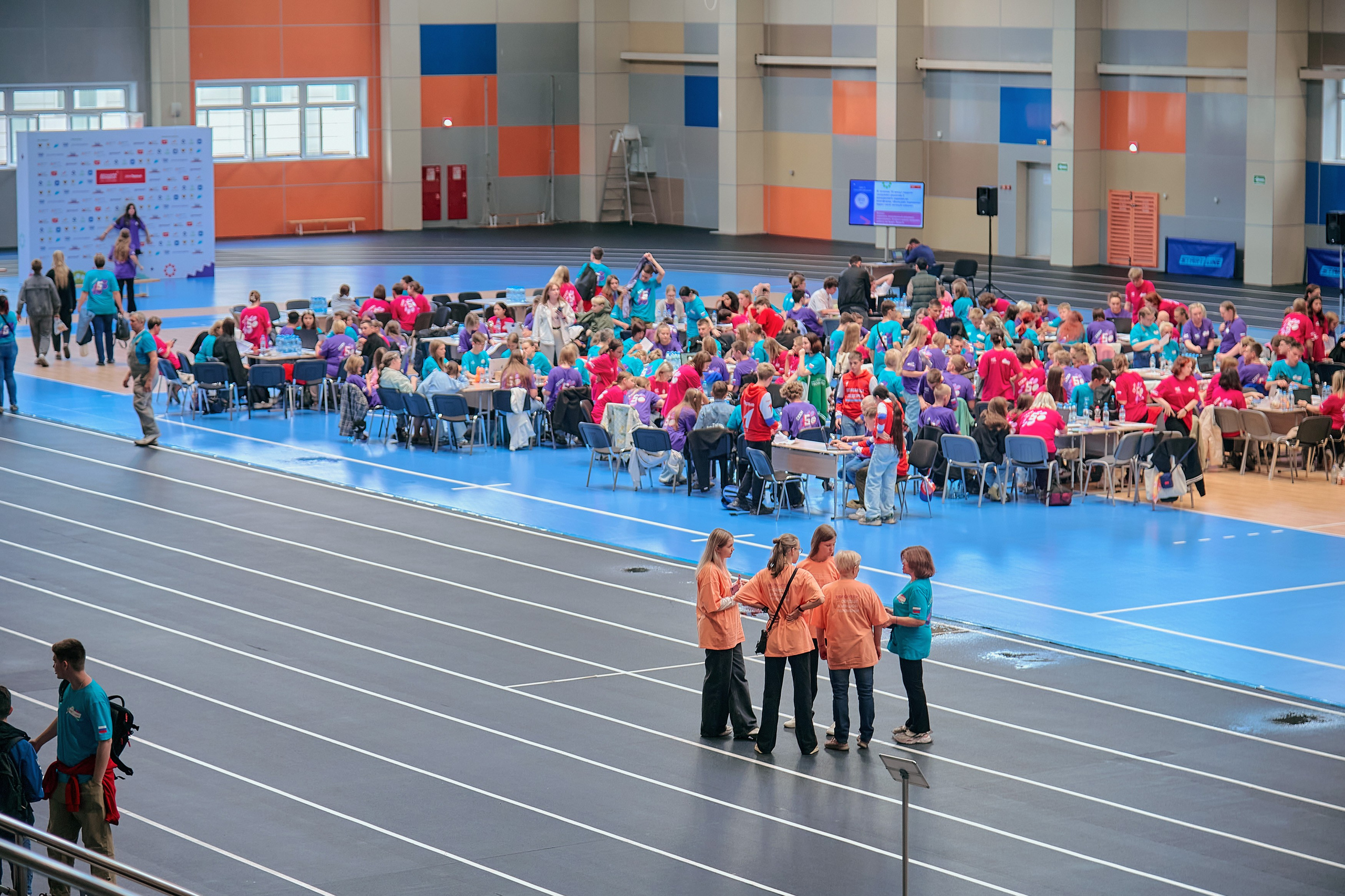 Большая перемена. Фотограф Яковлев Роман — Красноярск