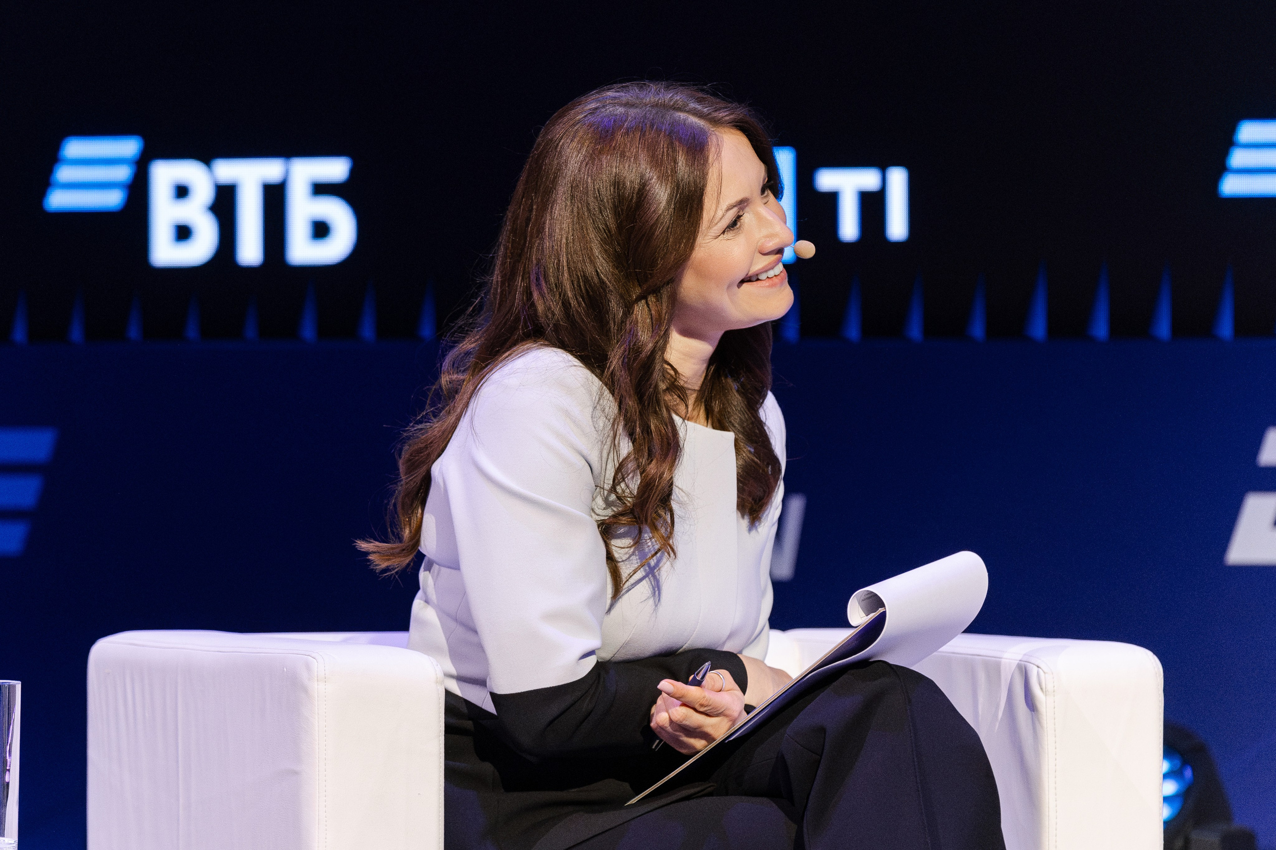 Data Fusion. Свадебный репортажный фотограф в Москве