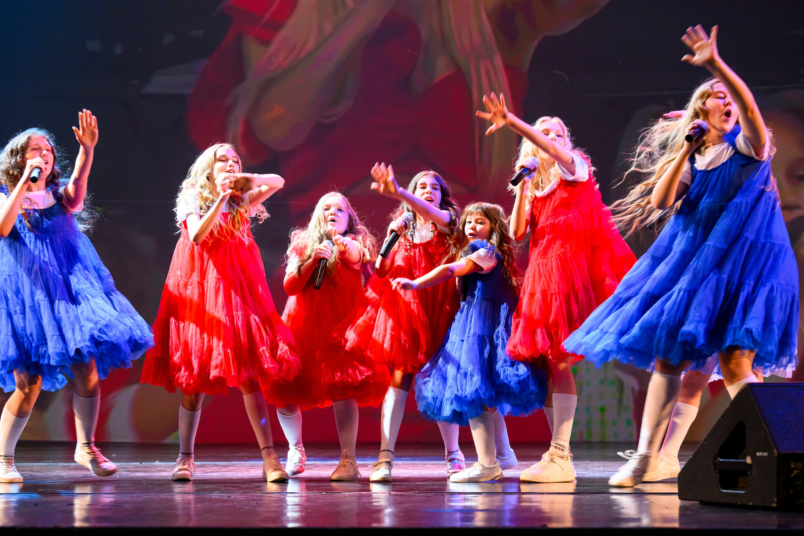 23 апреля, часть 1, БКЗ Октябрьский, г. Санкт-Петербург. Золотое яблочко