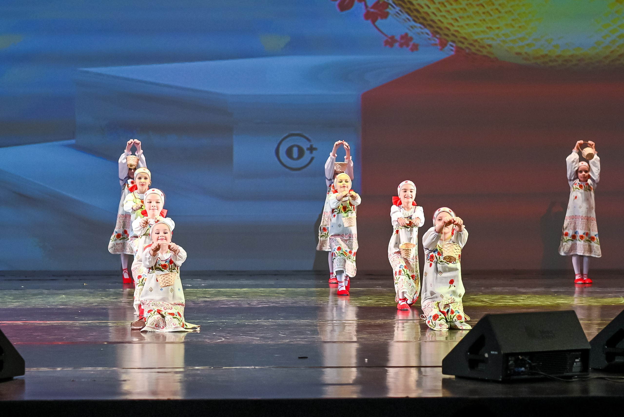 23 апреля, часть 3, БКЗ Октябрьский, г. Санкт-Петербург. Золотое яблочко