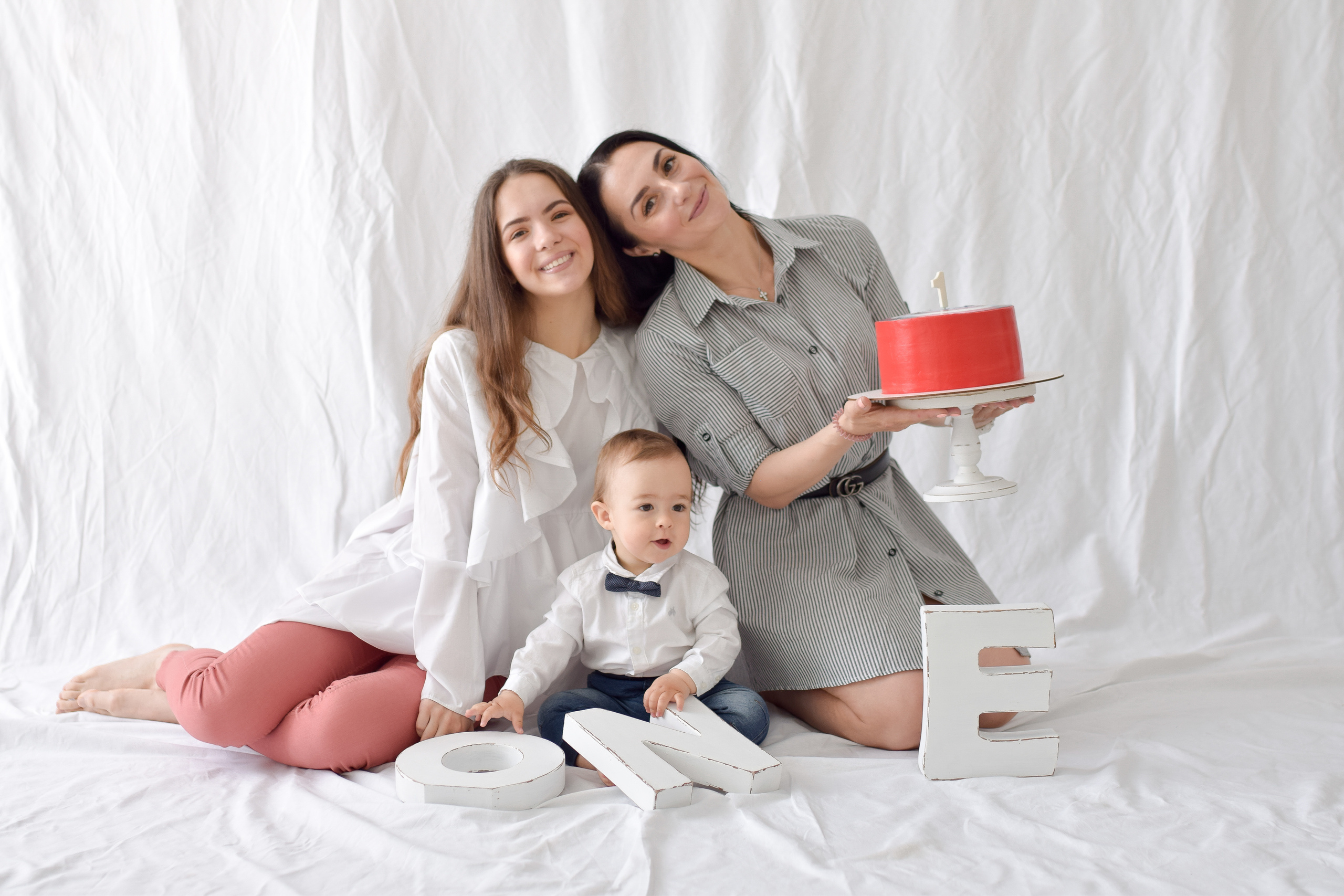 Годик Игнатику. Фотограф в Ялте Инна Найден. Детский и семейный фотограф