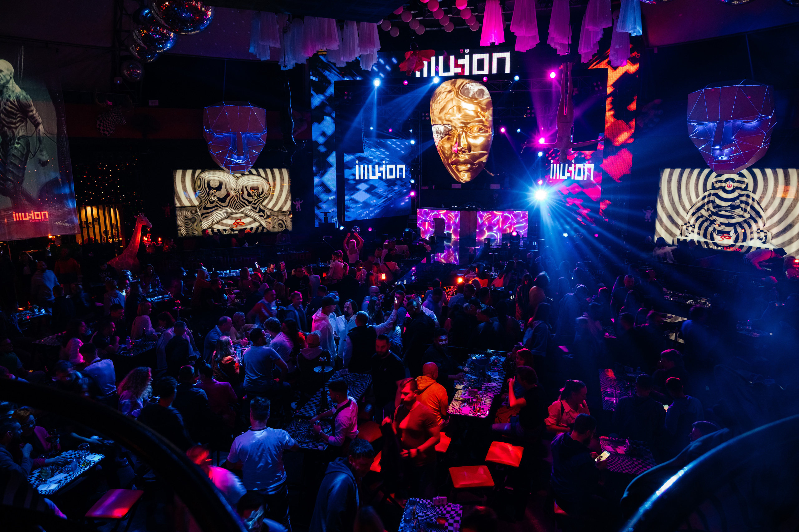 Ilya Sobolev — Stand up artist. Photo & Video production, in Bishkek, Kyrgyzstan