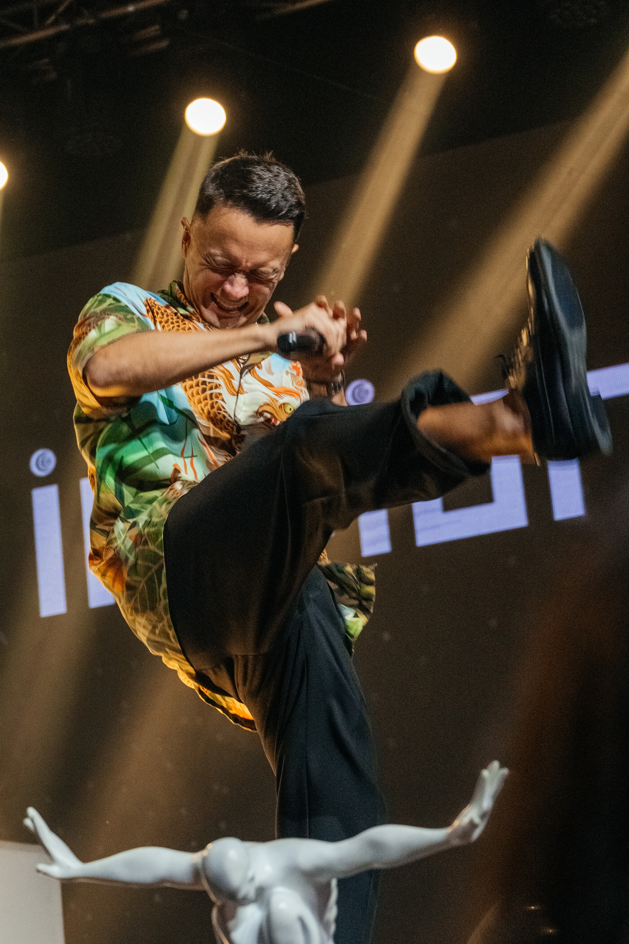 Ilya Sobolev — Stand up artist. Photo & Video production, in Bishkek, Kyrgyzstan