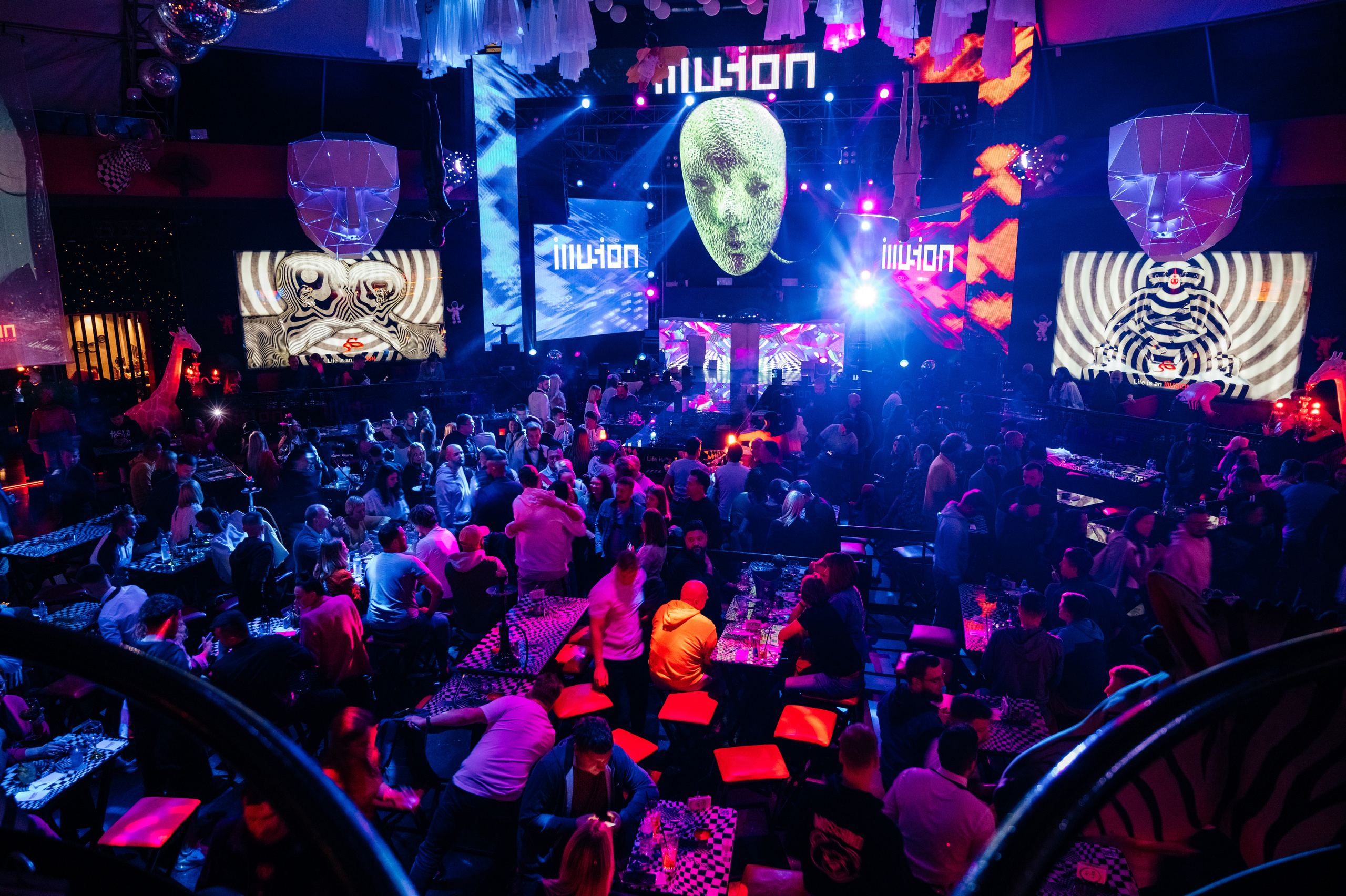 Ilya Sobolev — Stand up artist. Photo & Video production, in Bishkek, Kyrgyzstan