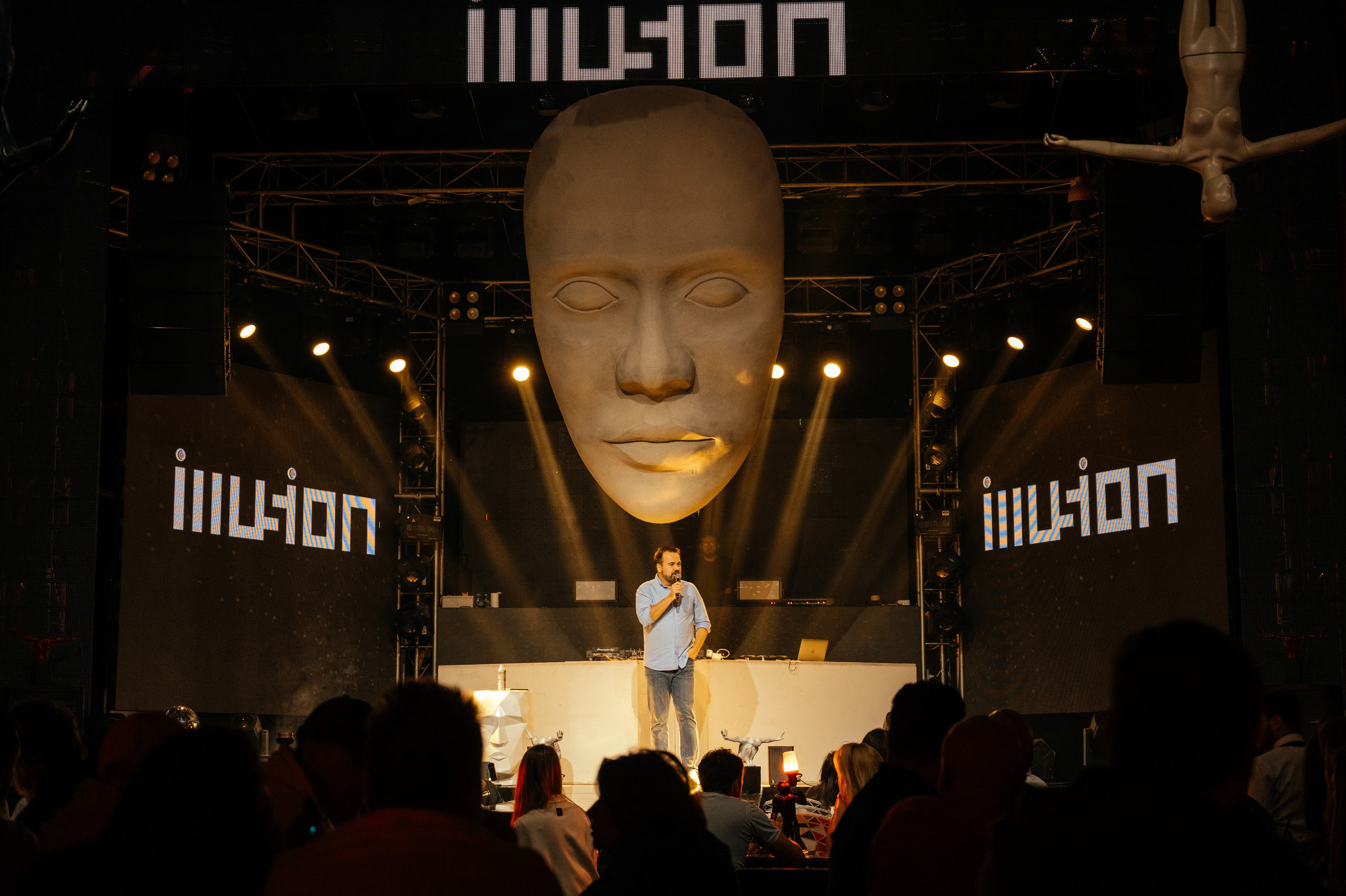 Ilya Sobolev — Stand up artist. Photo & Video production, in Bishkek, Kyrgyzstan