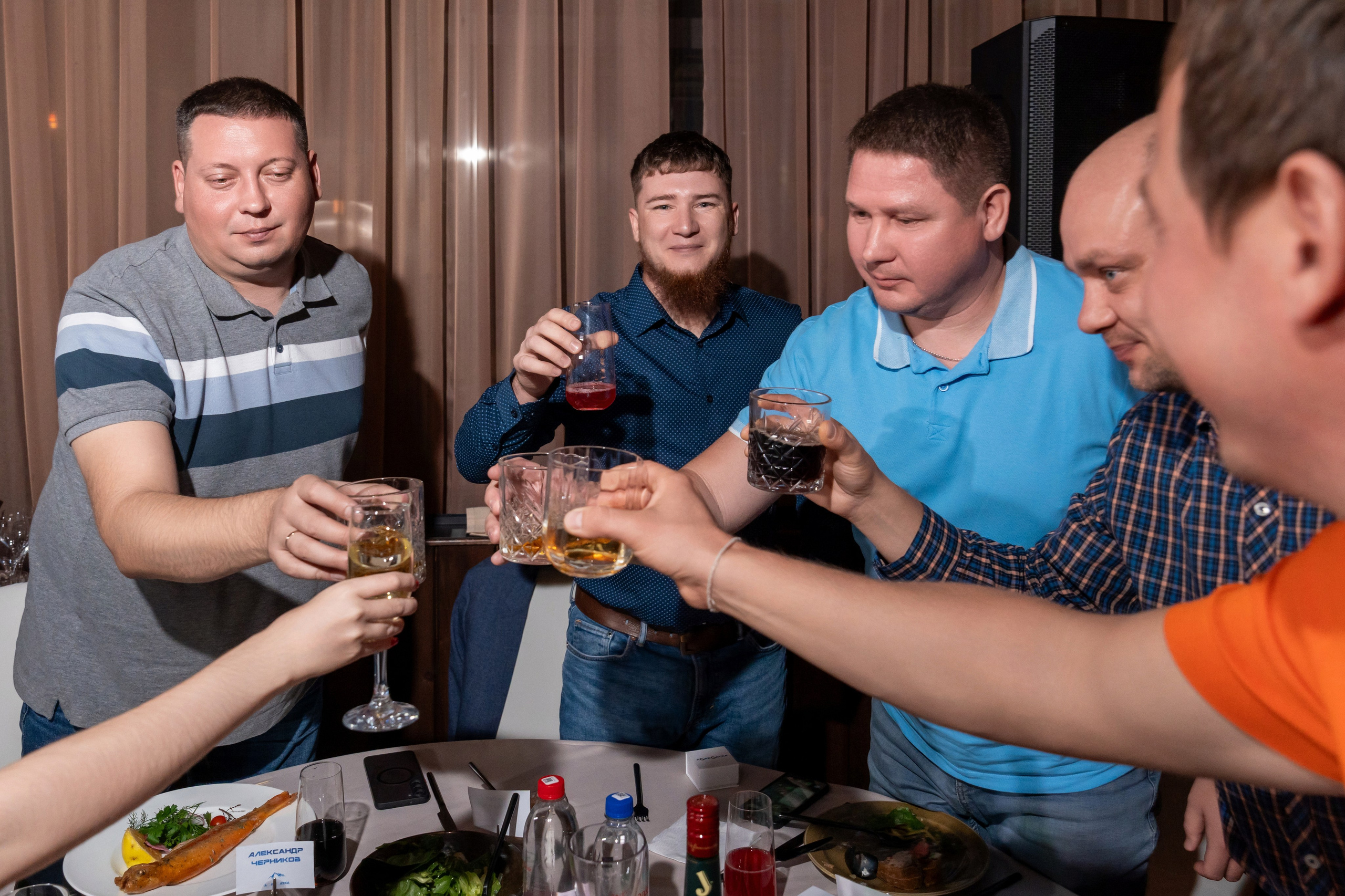 Гала-ужин для компании «Agregatka». Репортажный фотограф в Красной Поляне и Сочи Павлюченко Екатерина