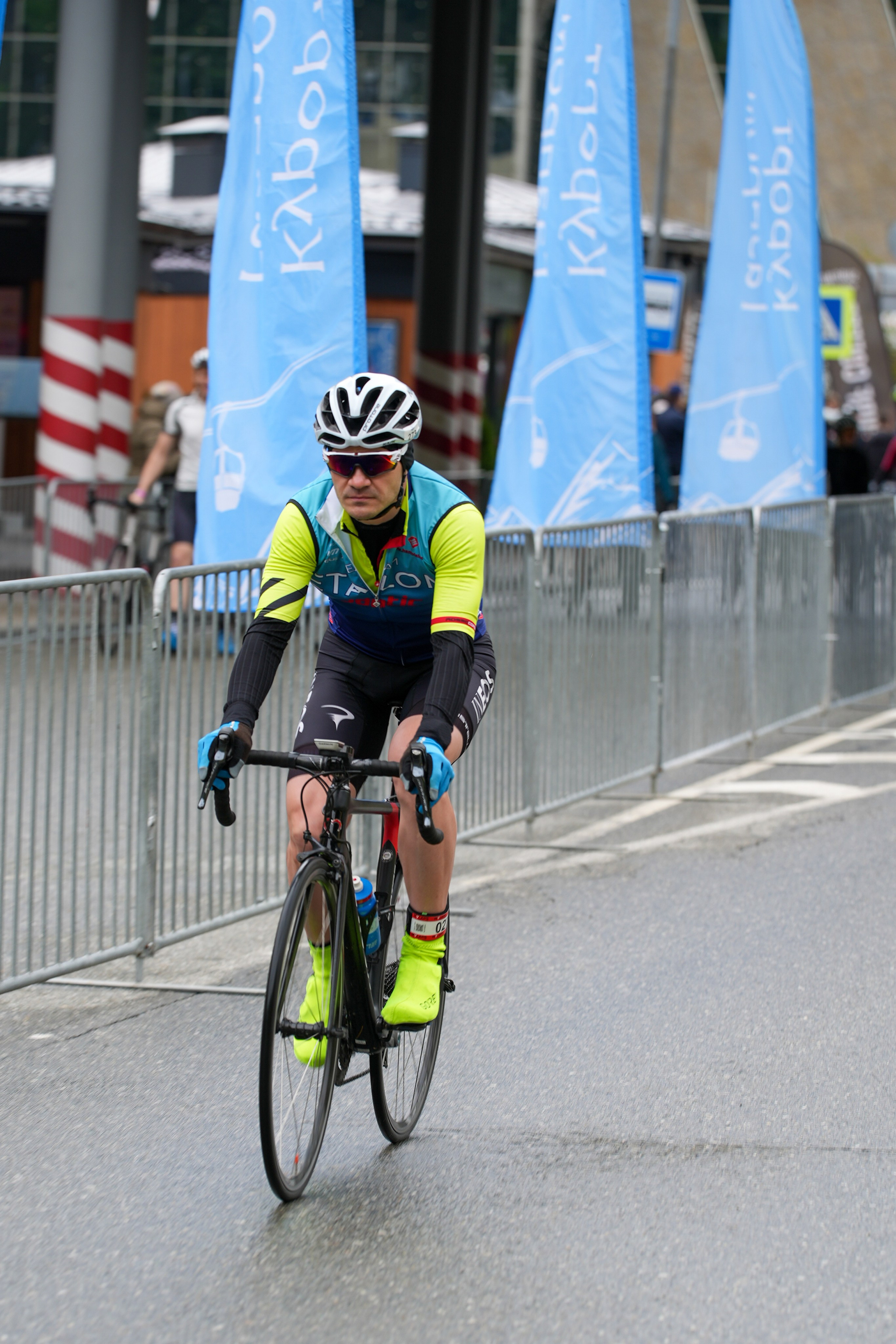 Велогонка «Три горы» на курортах горного кластера Красная Поляна. Репортажный фотограф в Красной Поляне и Сочи Павлюченко Екатерина