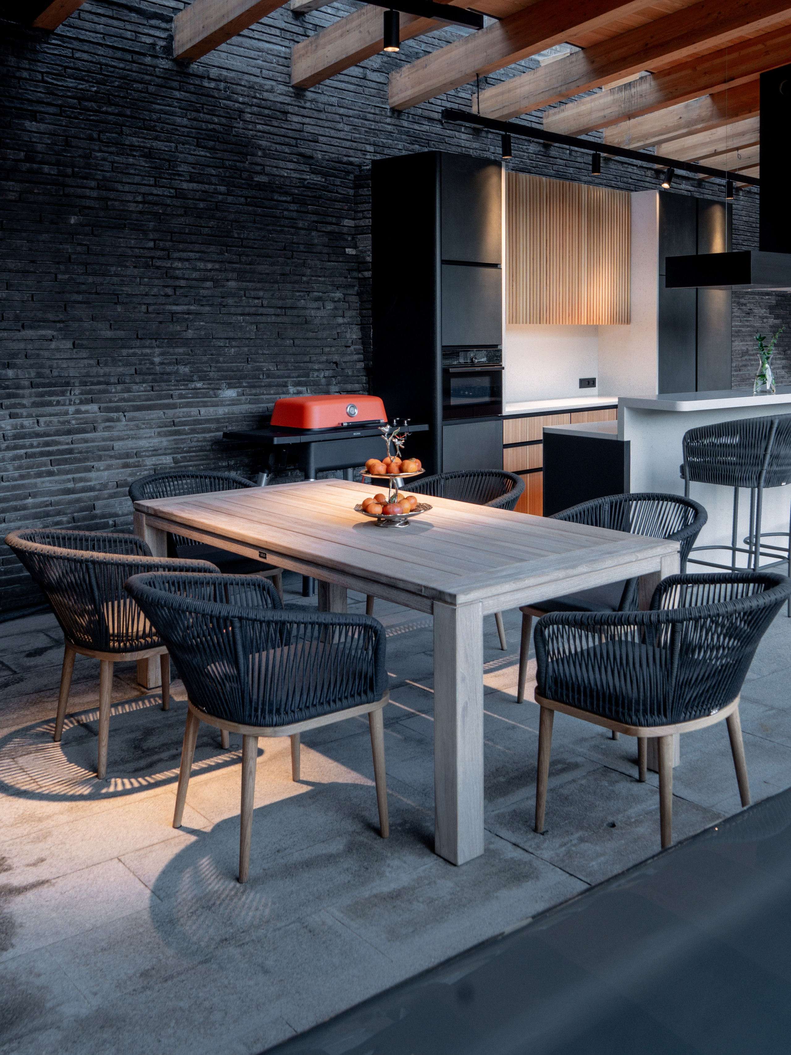 Загородный комплекс в стиле шале — экстерьер. Репортажный фотограф в Красной Поляне и Сочи Павлюченко Екатерина