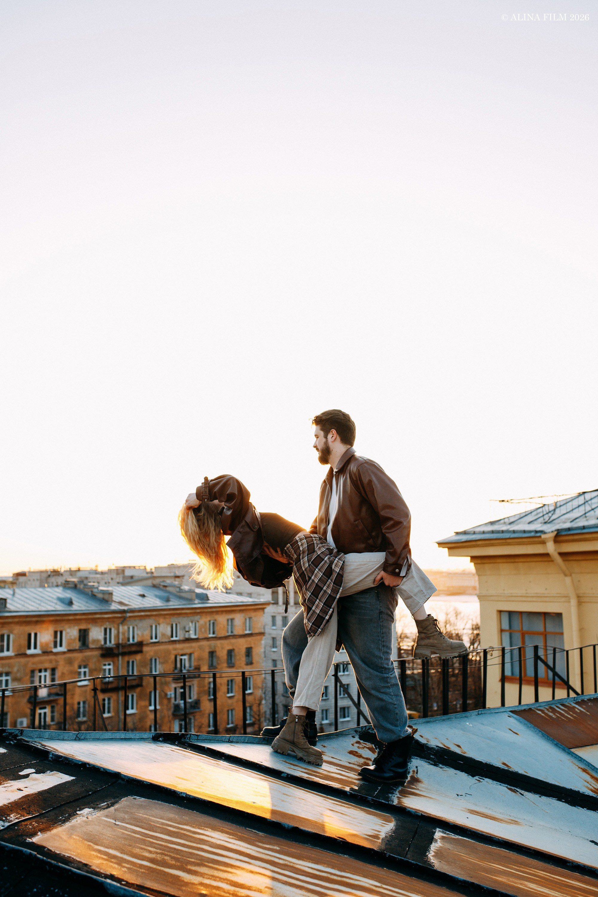 Фотосессия на крыше у Петропавловской крепости. Фотограф в Санкт-Петербурге Alina Film