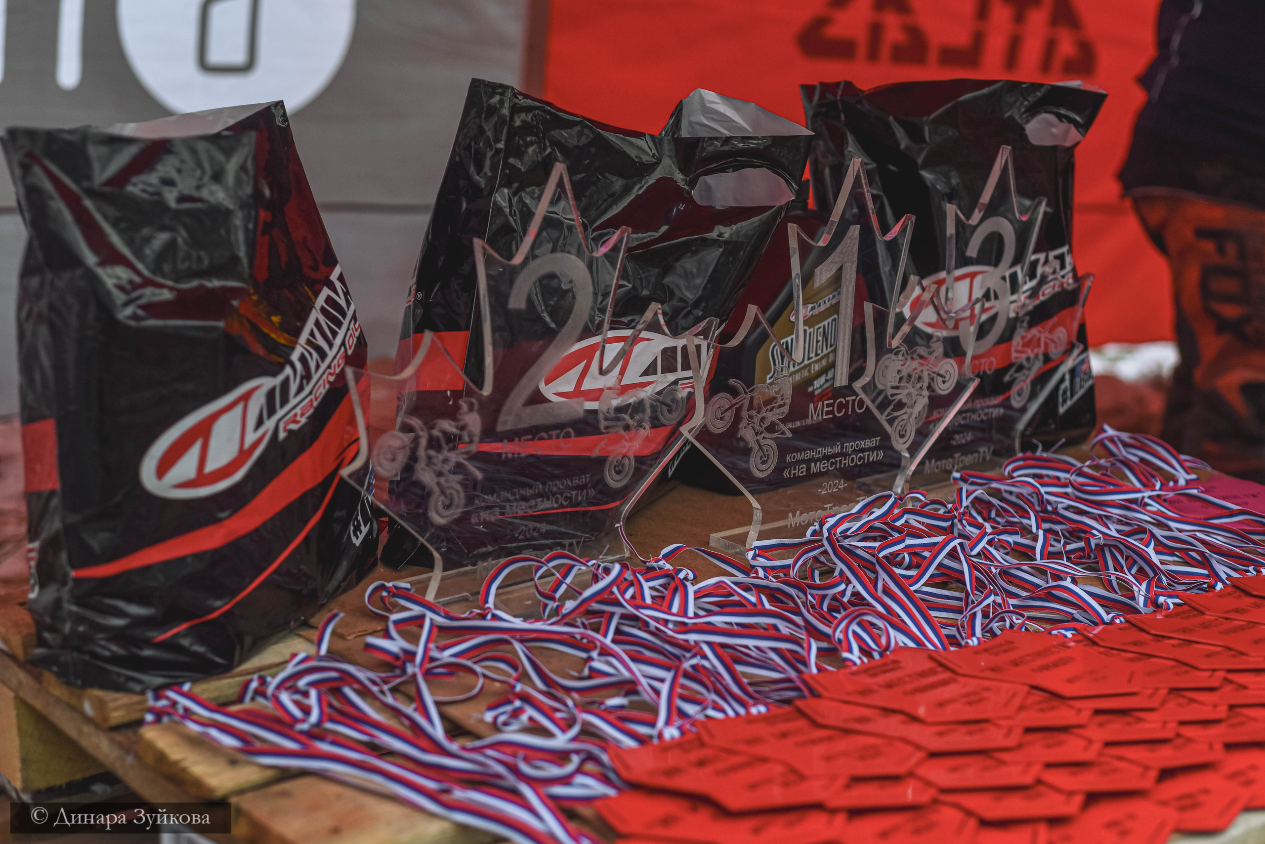 «На местности». Мотофотограф в Нижнем Новгороде Динара Зуйкова