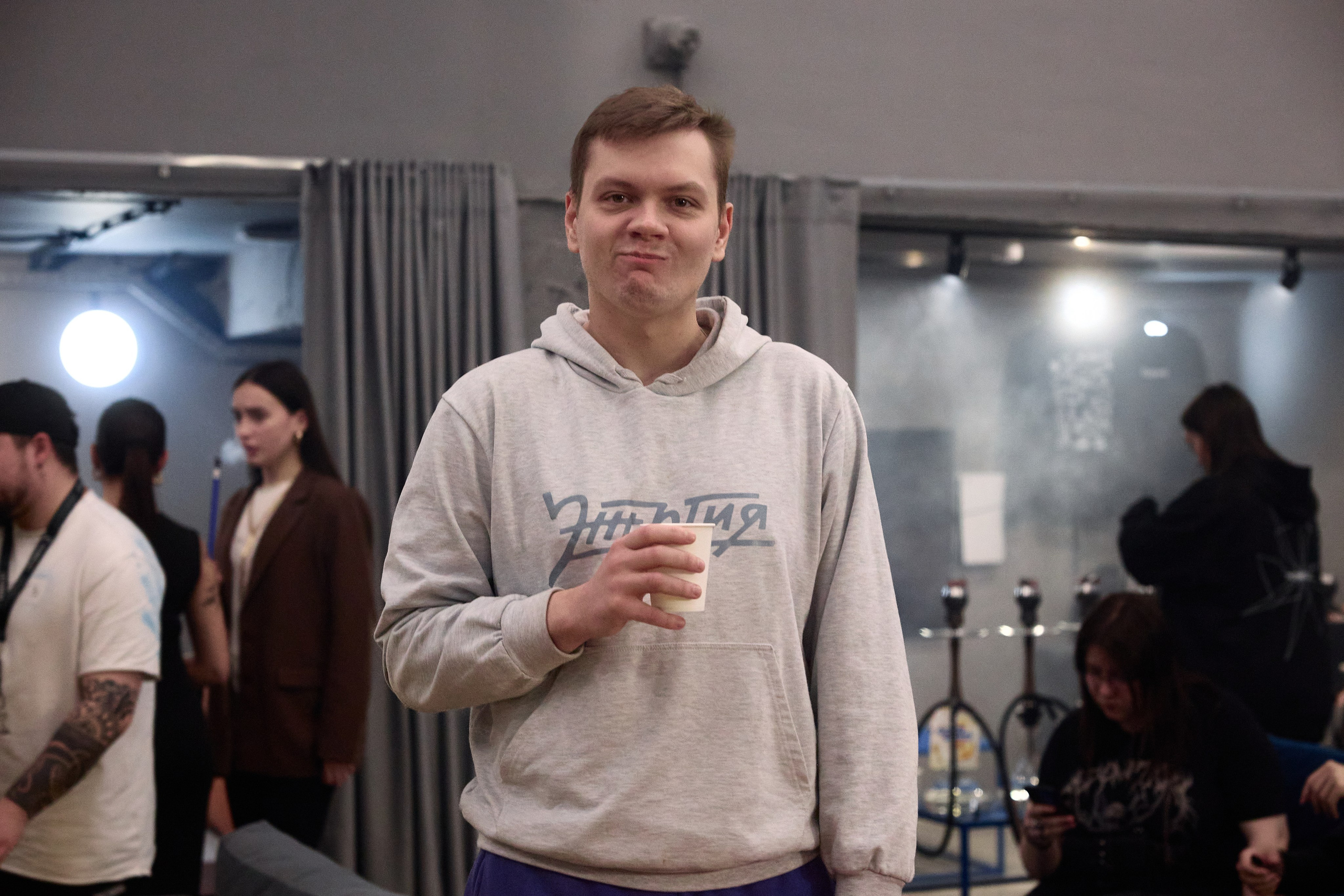 Открытие лаунж-кафе Pereplёt. 18+. Предметный и репортажный фотограф Алексей Кротов