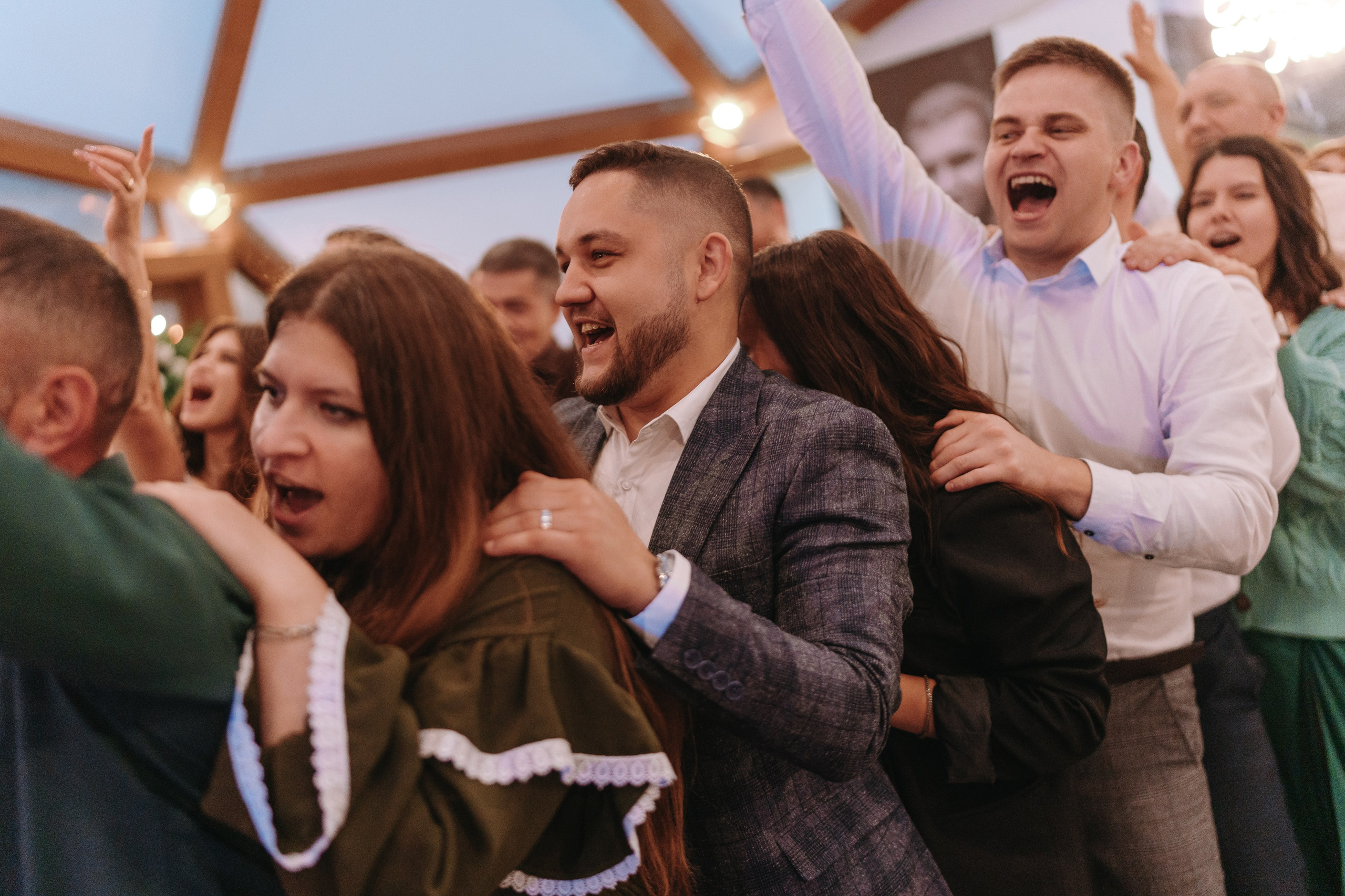 КАФЕ М5 / ХОТИМ ЕДИМ / БОГДАН НАСЫРОВ / ИЛЬНАР АХМАДУЛЛИН