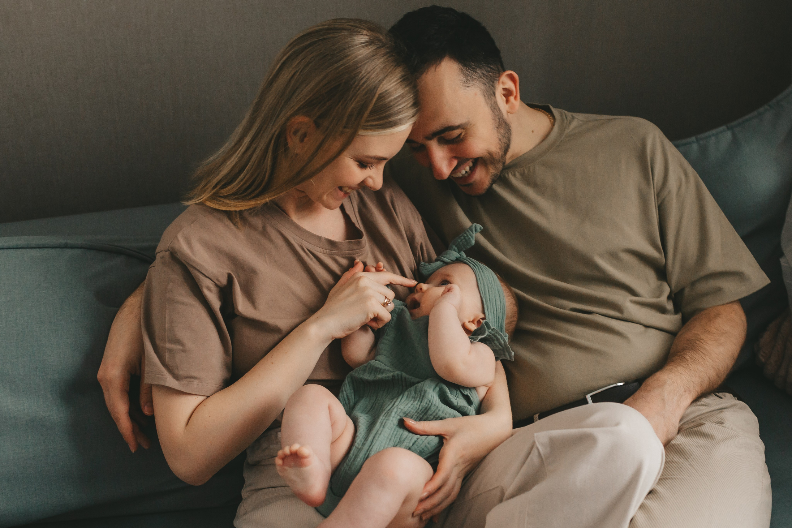 Женя, Юля и Вероника (домашняя фотосессия). Семейный и детский фотограф и видеограф в Москве, Дрокина Наталья