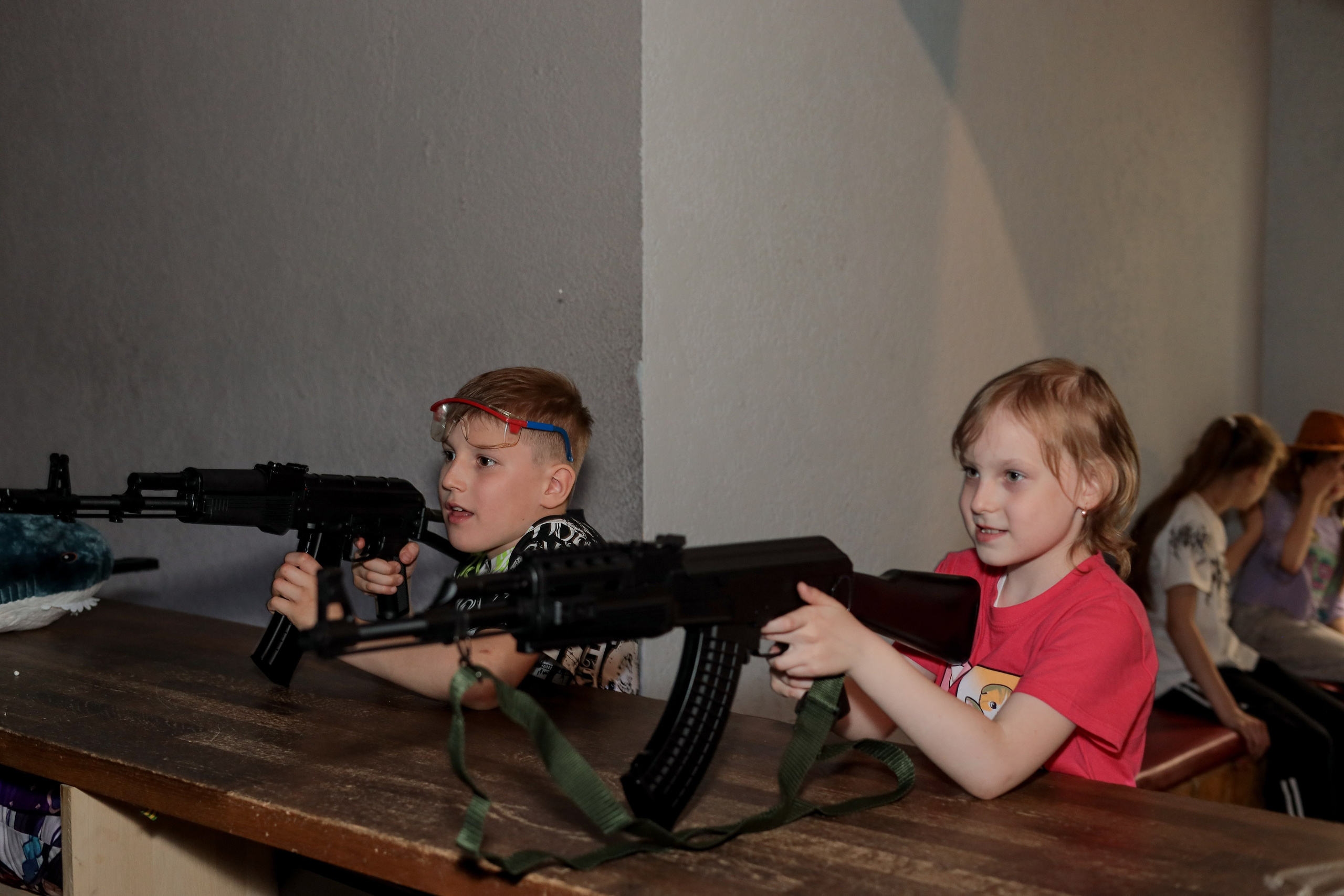 День рождение в стрелковом клубе. Фотограф Надршина Лилия