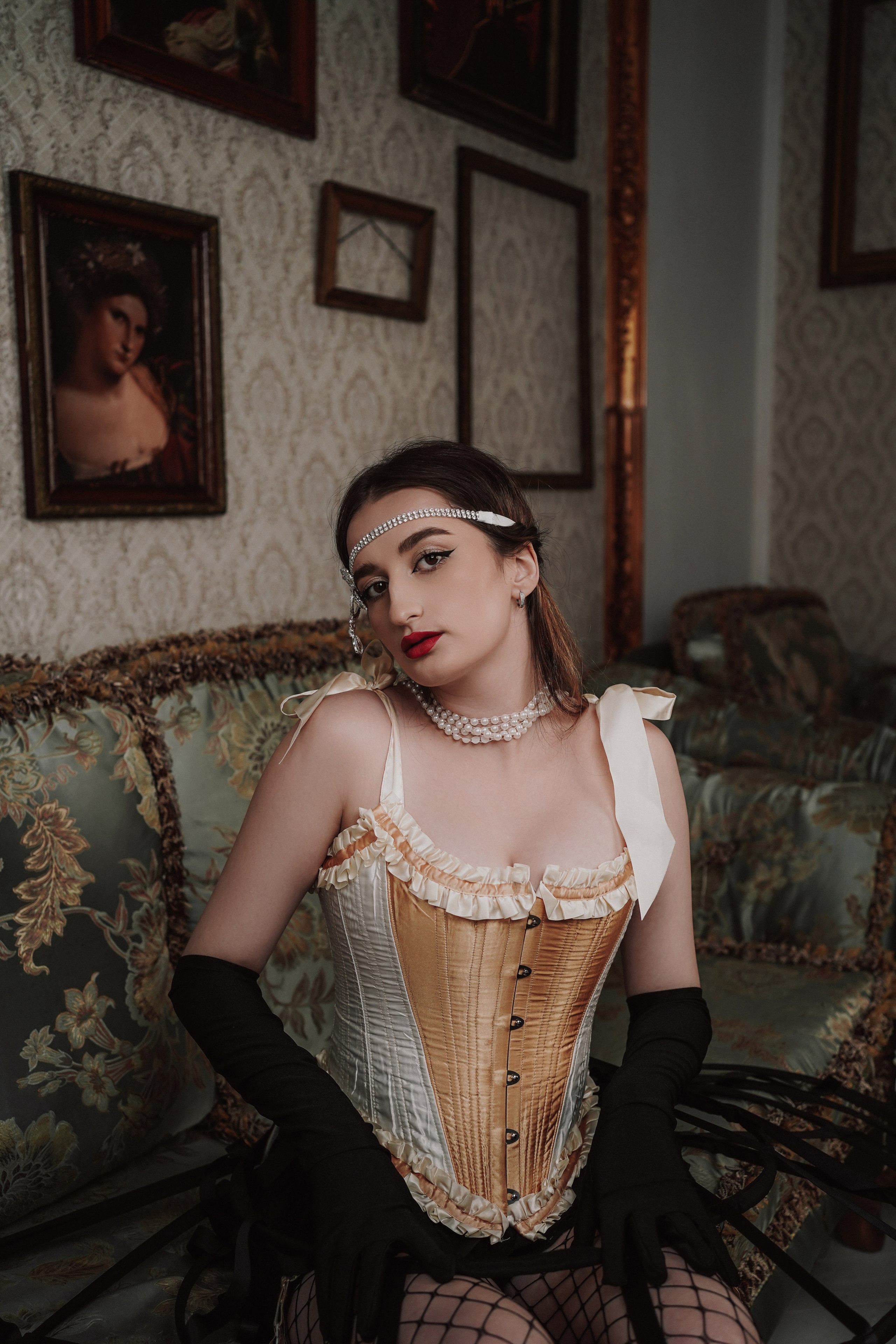 Фотостудия Белая комната. Женский фотограф в Ростове-на-Дону.Фотосессия Гэтсби. Свадебный фотограф в Ростове-на-Дону. Таинство Крещения и Венчания, семейные фотосессии. Алёна Чёботова