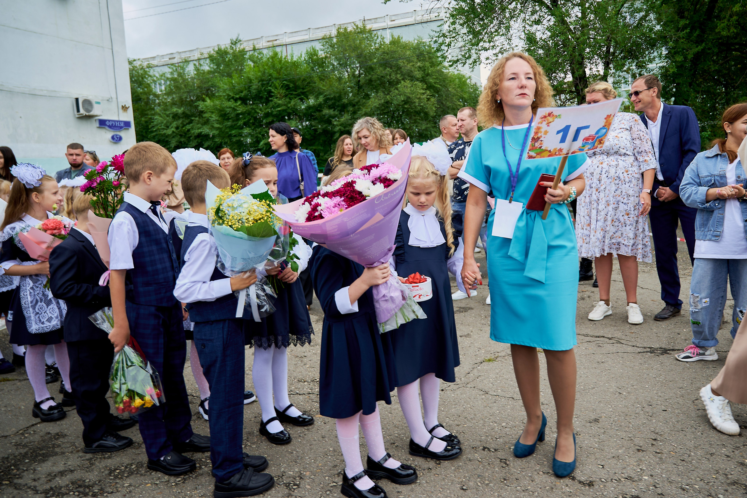 Первый раз в 1-й класс. Фотостудия «Юла»